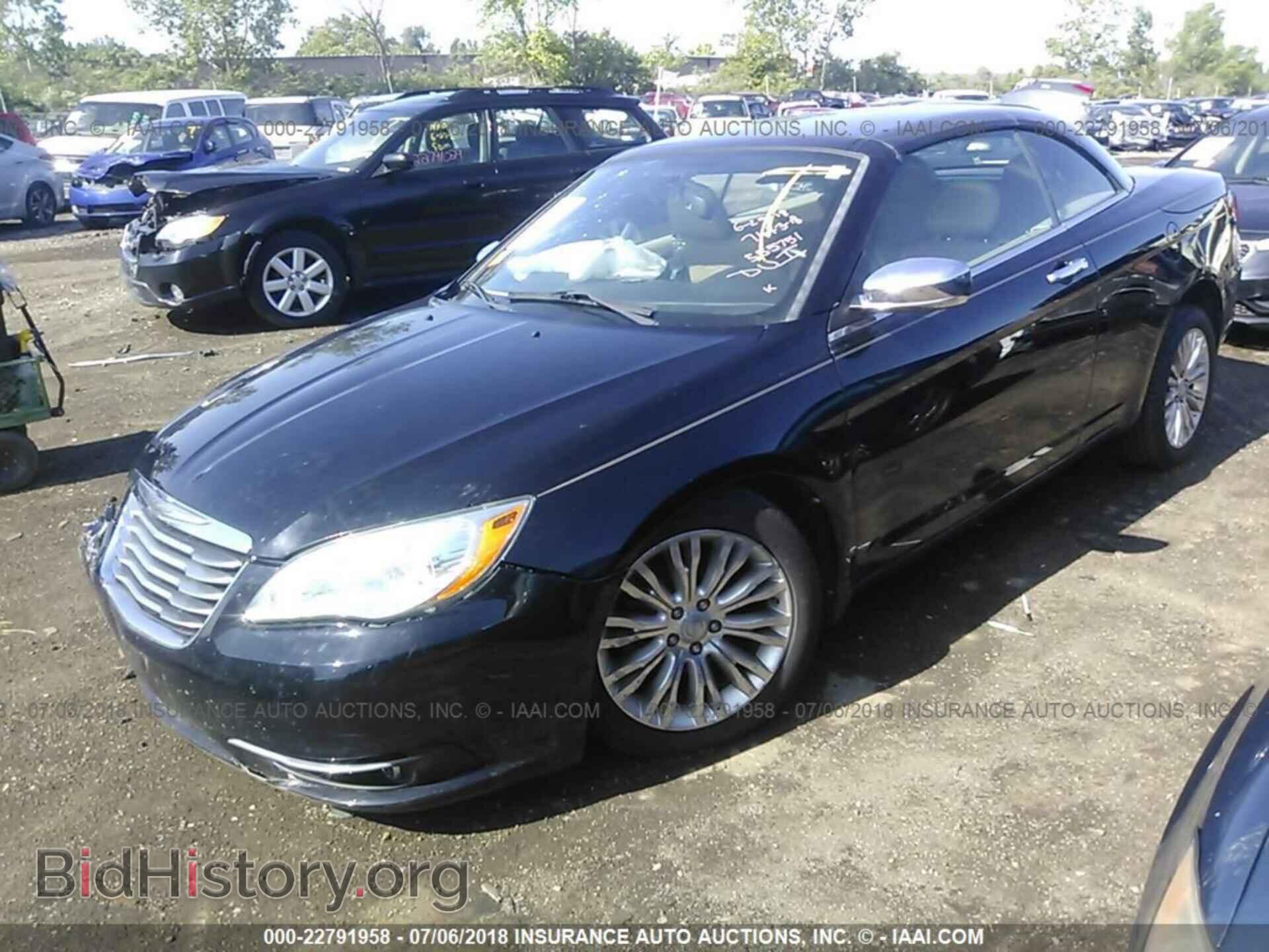 2011 Chrysler 200 - VIN: 1C3BC7EG0BN555751 - Фото 2