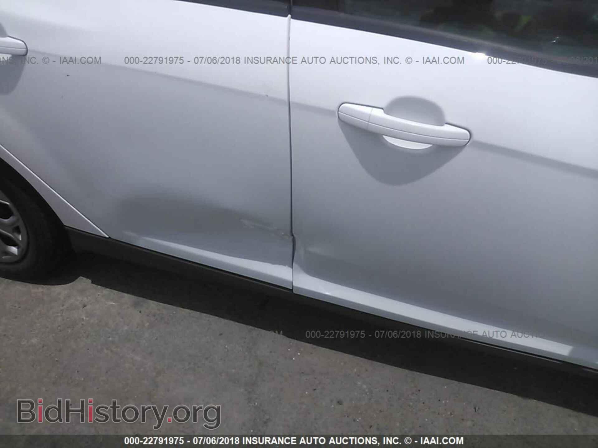 2012 Ford Focus - VIN: 1FAHP3K28CL177564 - Photo 6