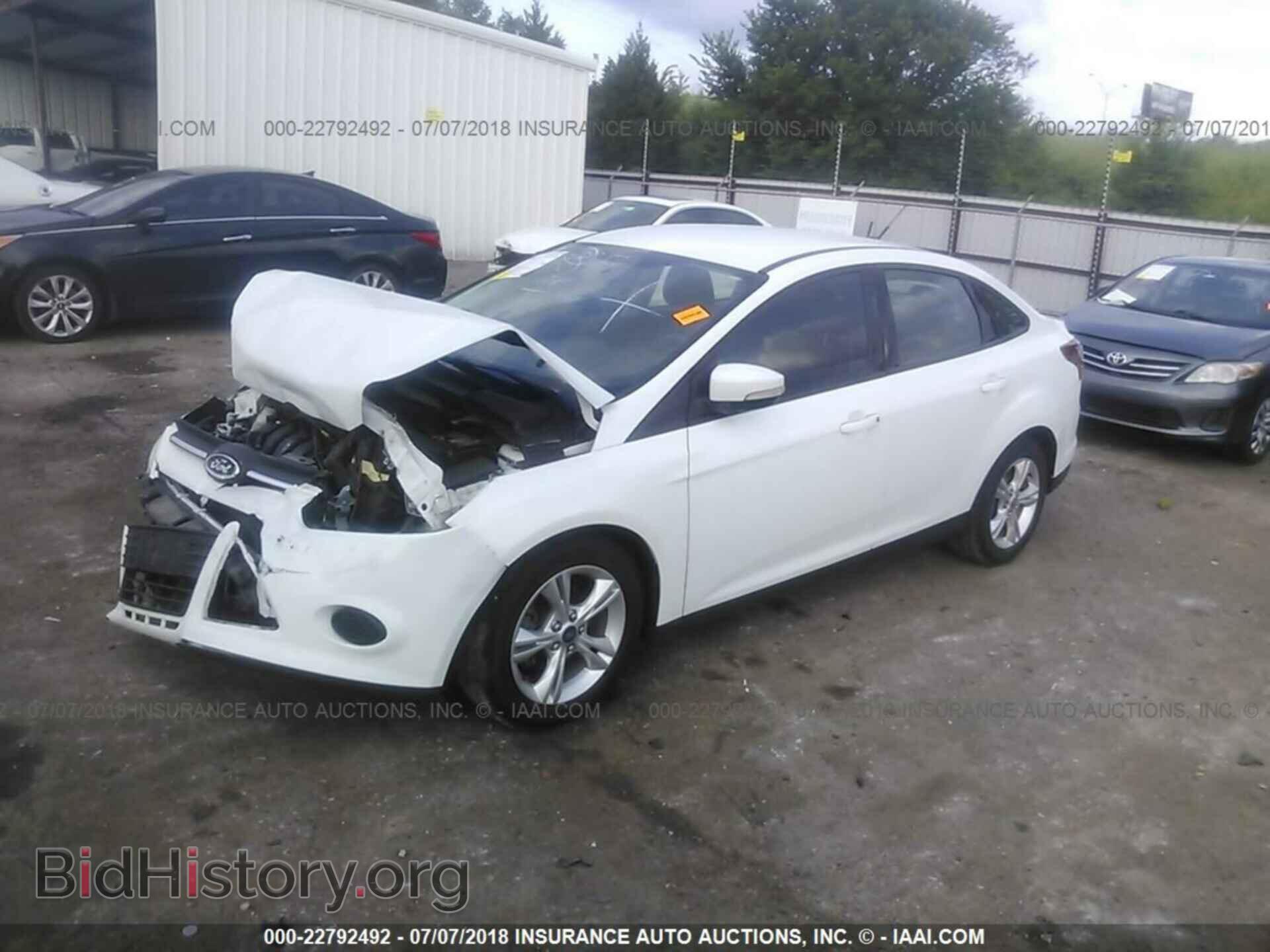 2013 Ford Focus - VIN: 1FADP3F23DL151383 - Photo 2