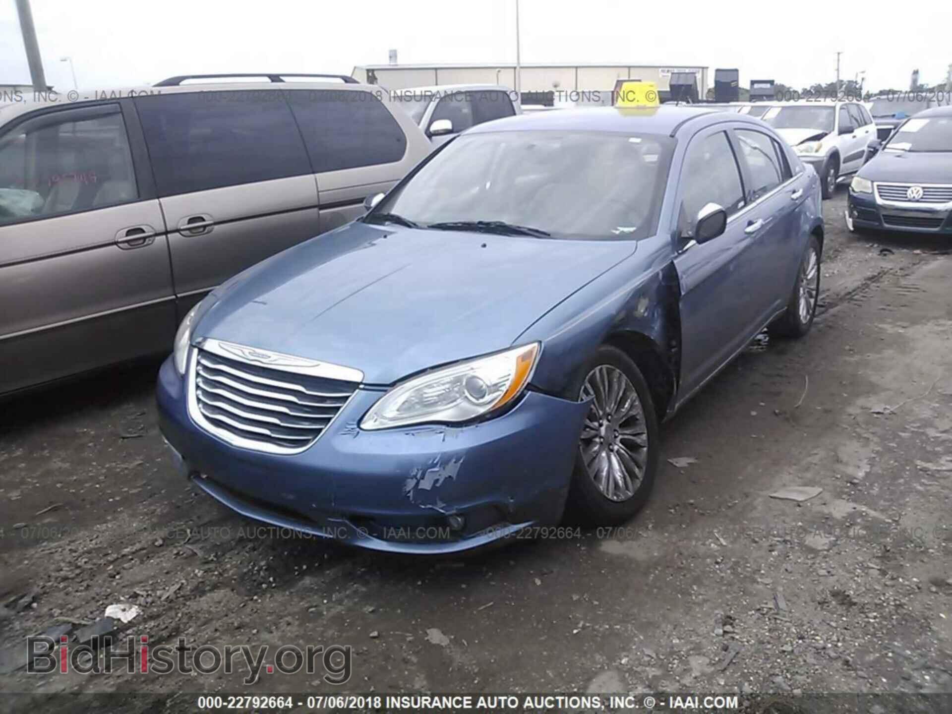 2011 Chrysler 200 - VIN: 1C3BC2FB7BN605034 - Photo 6
