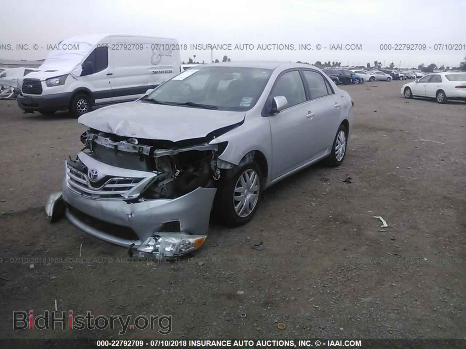 2013 Toyota Corolla - VIN: 2T1BU4EE2DC968833 - Photo 2