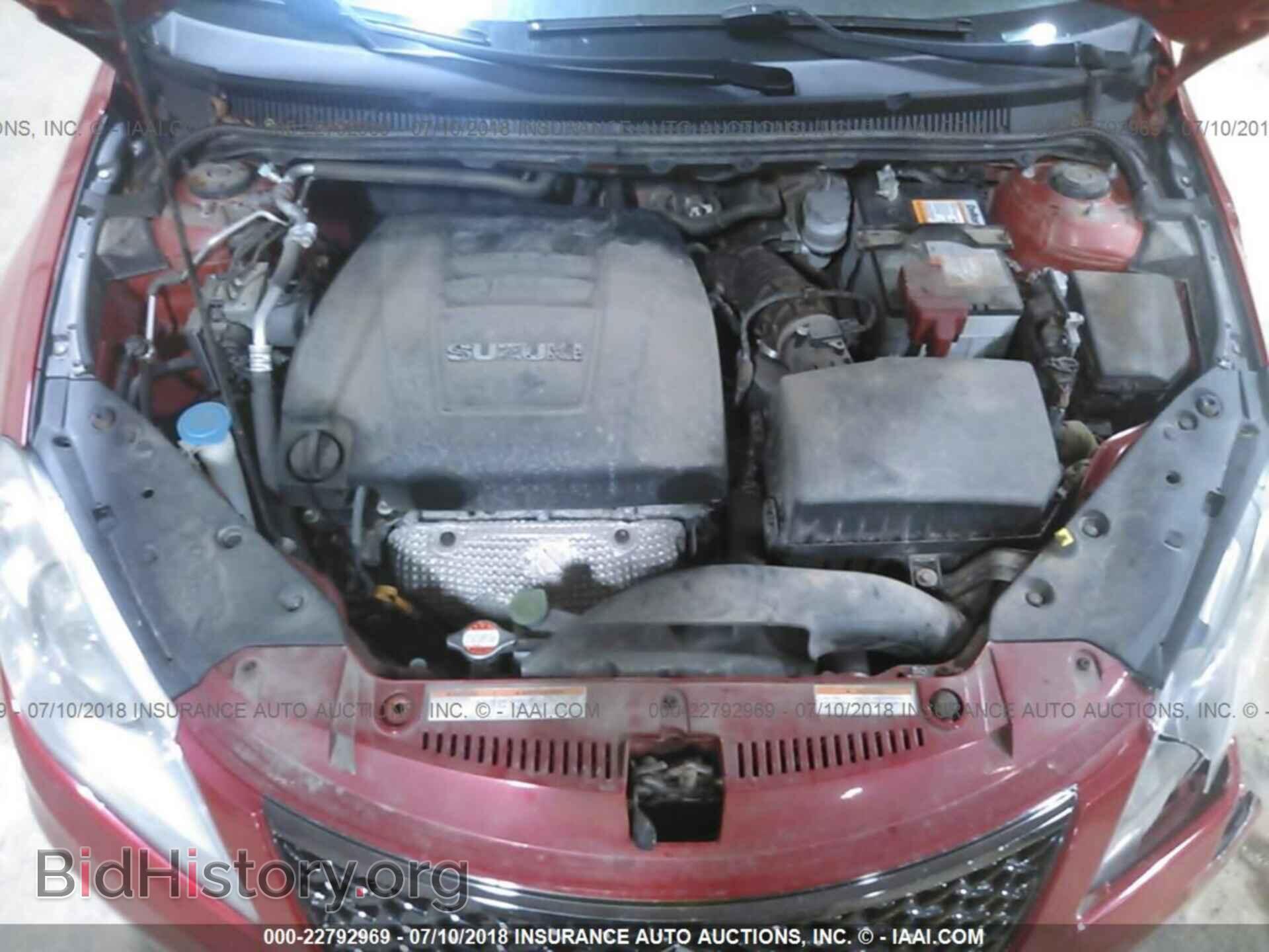 2012 Suzuki Kizashi - VIN: JS2RF9A38C6100437 - Photo 10