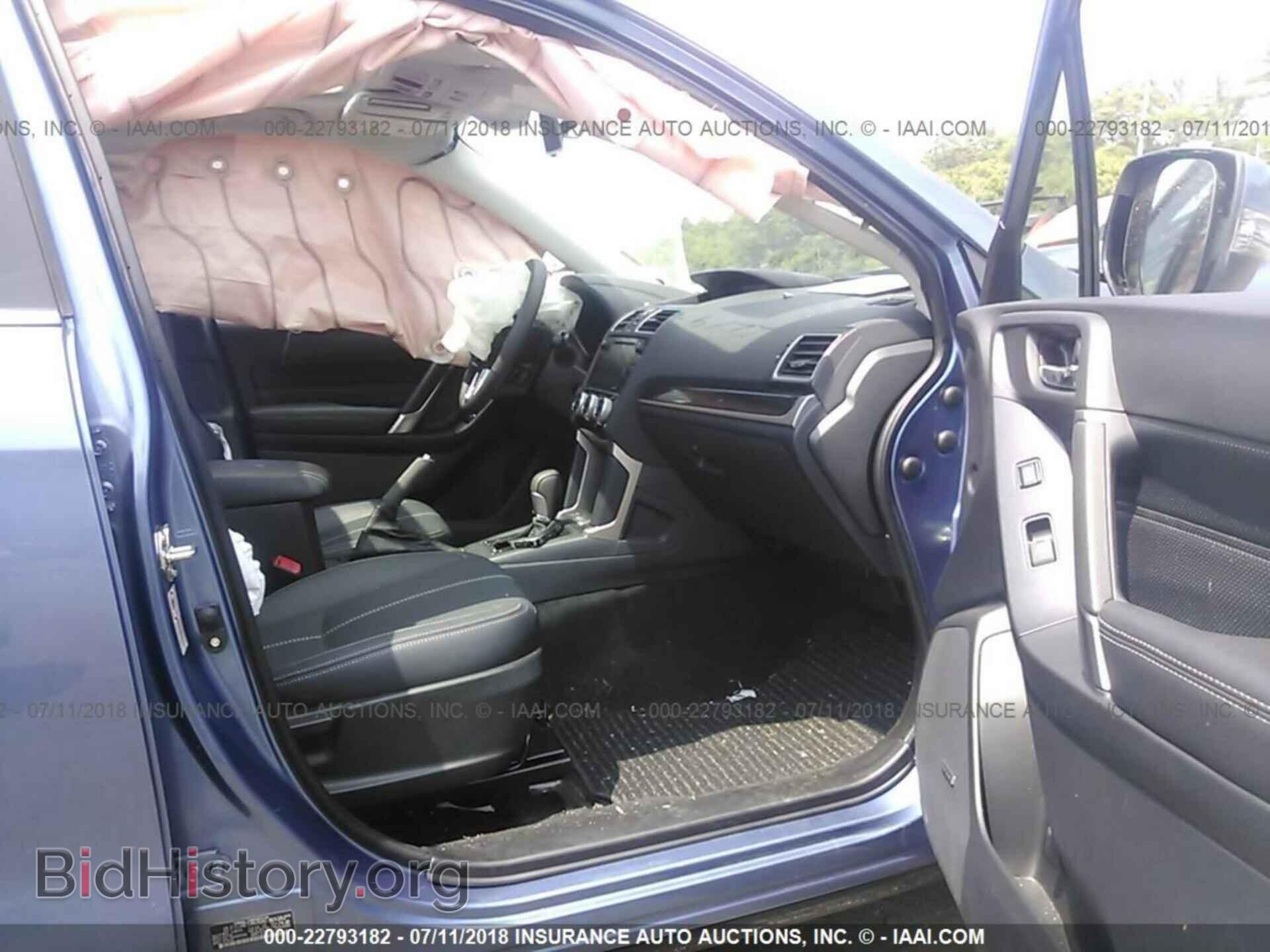 2018 Subaru Forester - VIN: JF2SJAWC3JH528262 - Фото 5