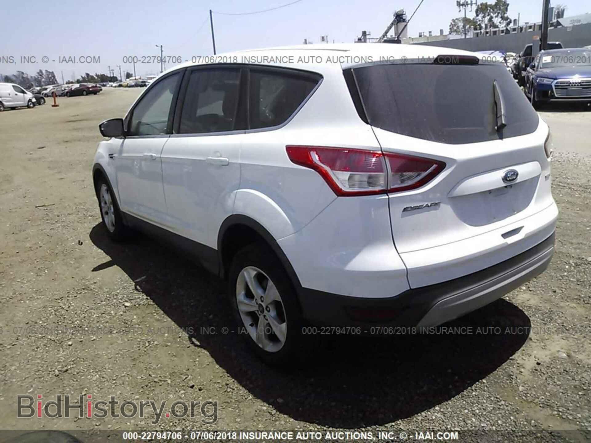 2014 Ford Escape - VIN: 1FMCU9G99EUB34348 - Photo 3