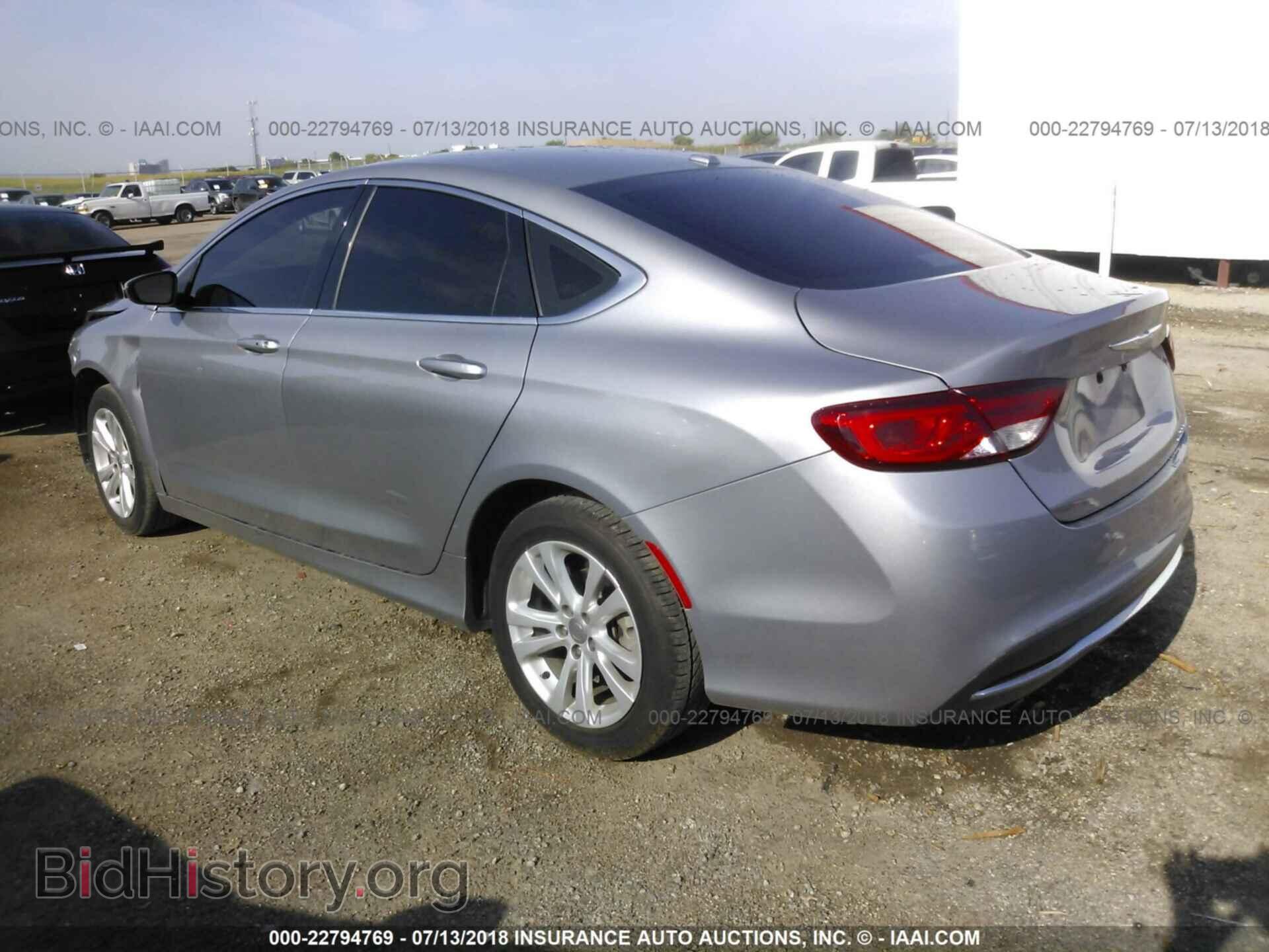 2015 Chrysler 200 - VIN: 1C3CCCAB7FN714410 - Photo 3