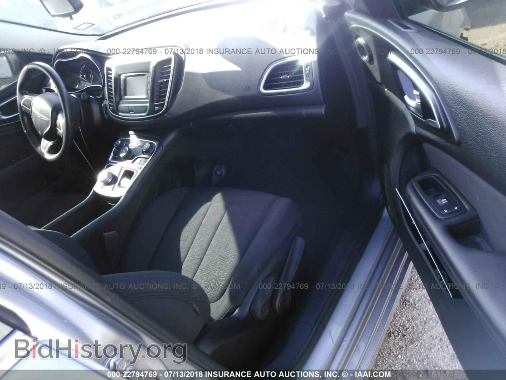 2015 Chrysler 200 - VIN: 1C3CCCAB7FN714410 - Photo 5