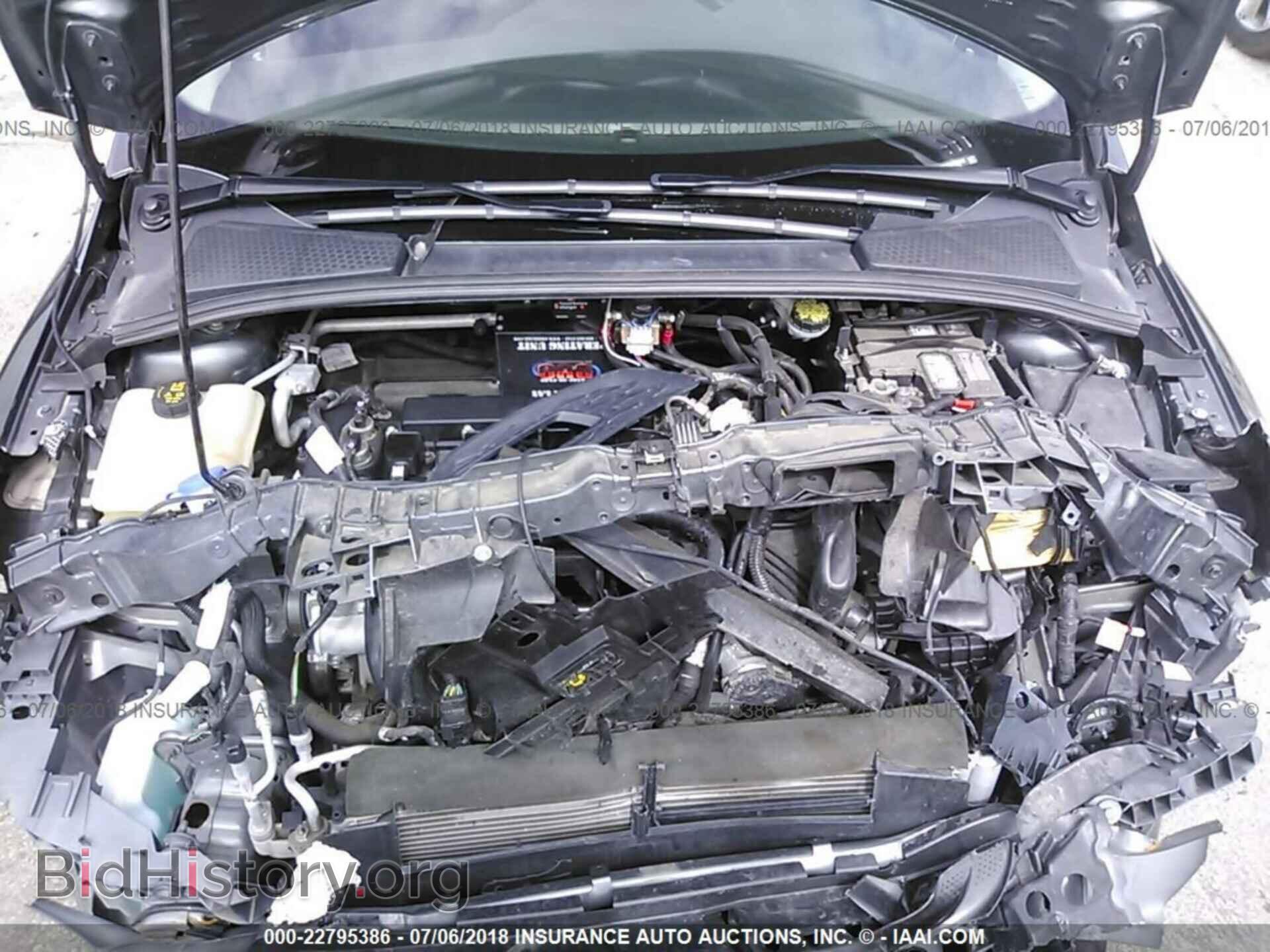 2016 Ford Focus - VIN: 1FADP3F20GL374128 - Фото 10