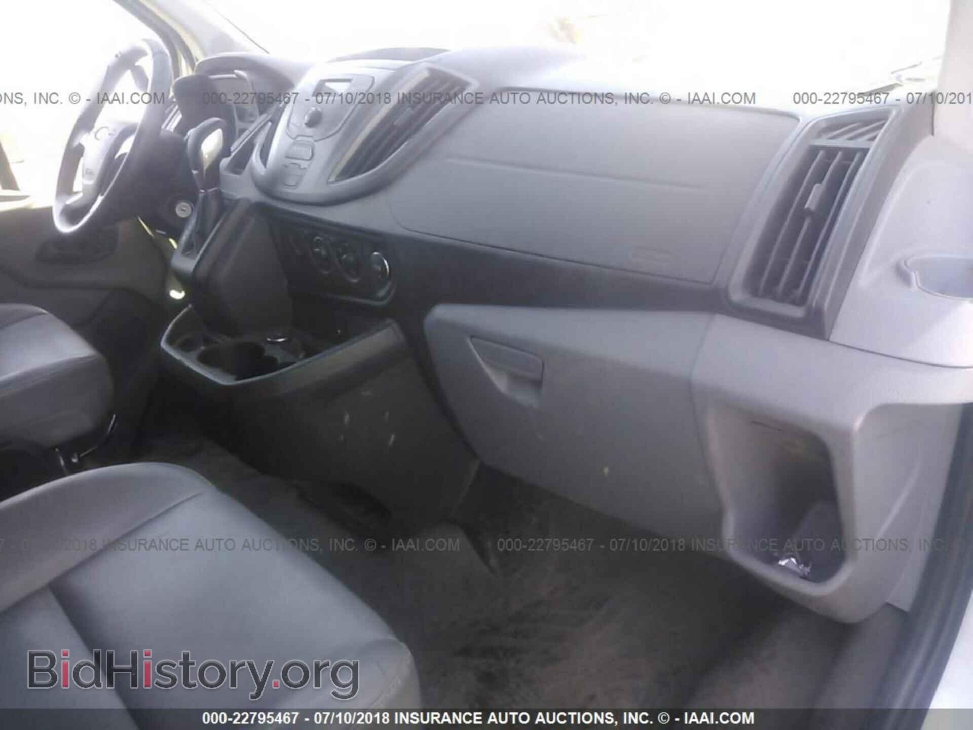 2016 Ford Transit - VIN: 1FTYR1CM6GKA31104 - Photo 5
