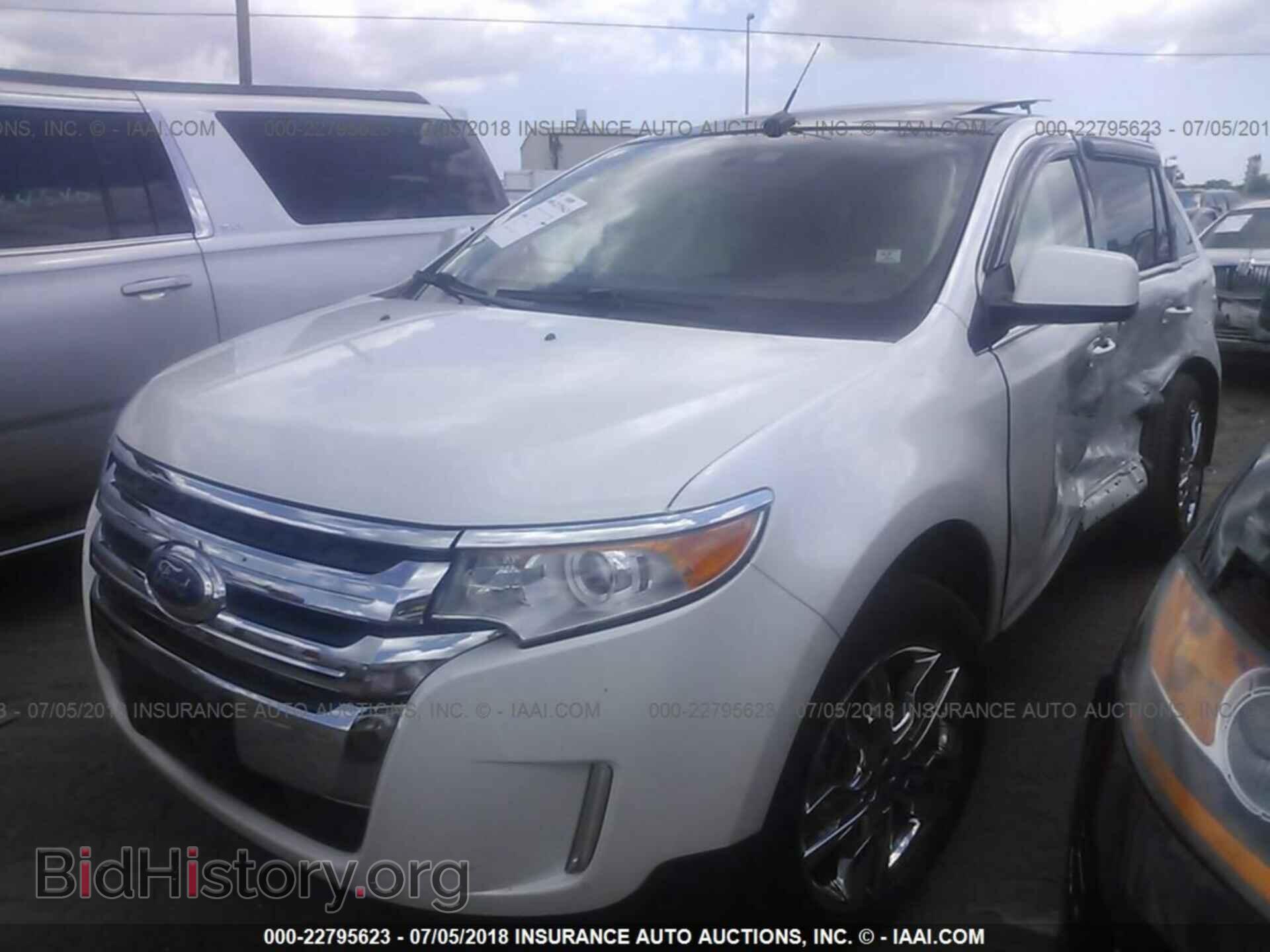 2011 Ford Edge - VIN: 2FMDK3KC3BBA25413 - Photo 2