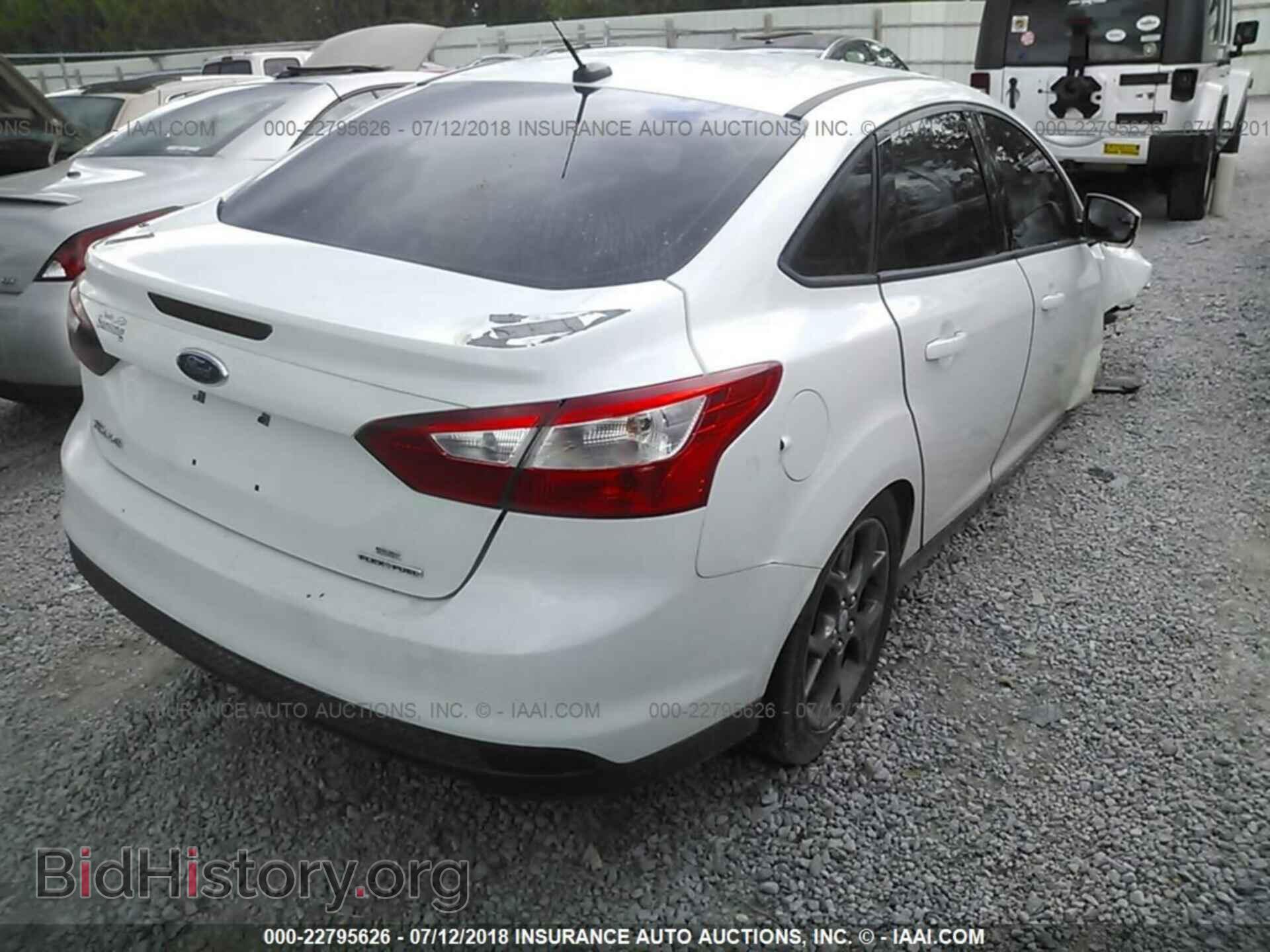 2013 Ford Focus - VIN: 1FADP3F27DL245914 - Photo 4