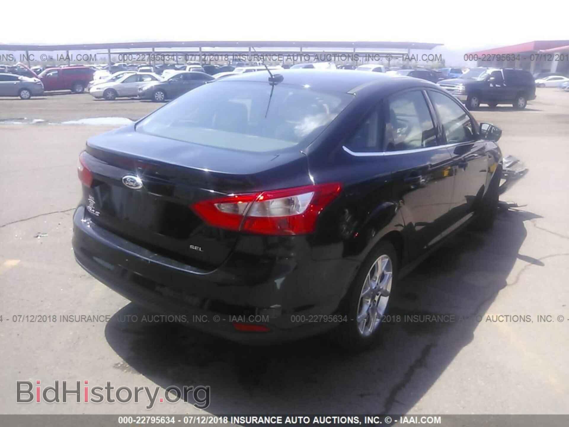 2012 Ford Focus - VIN: 1FAHP3H2XCL392306 - Фото 4
