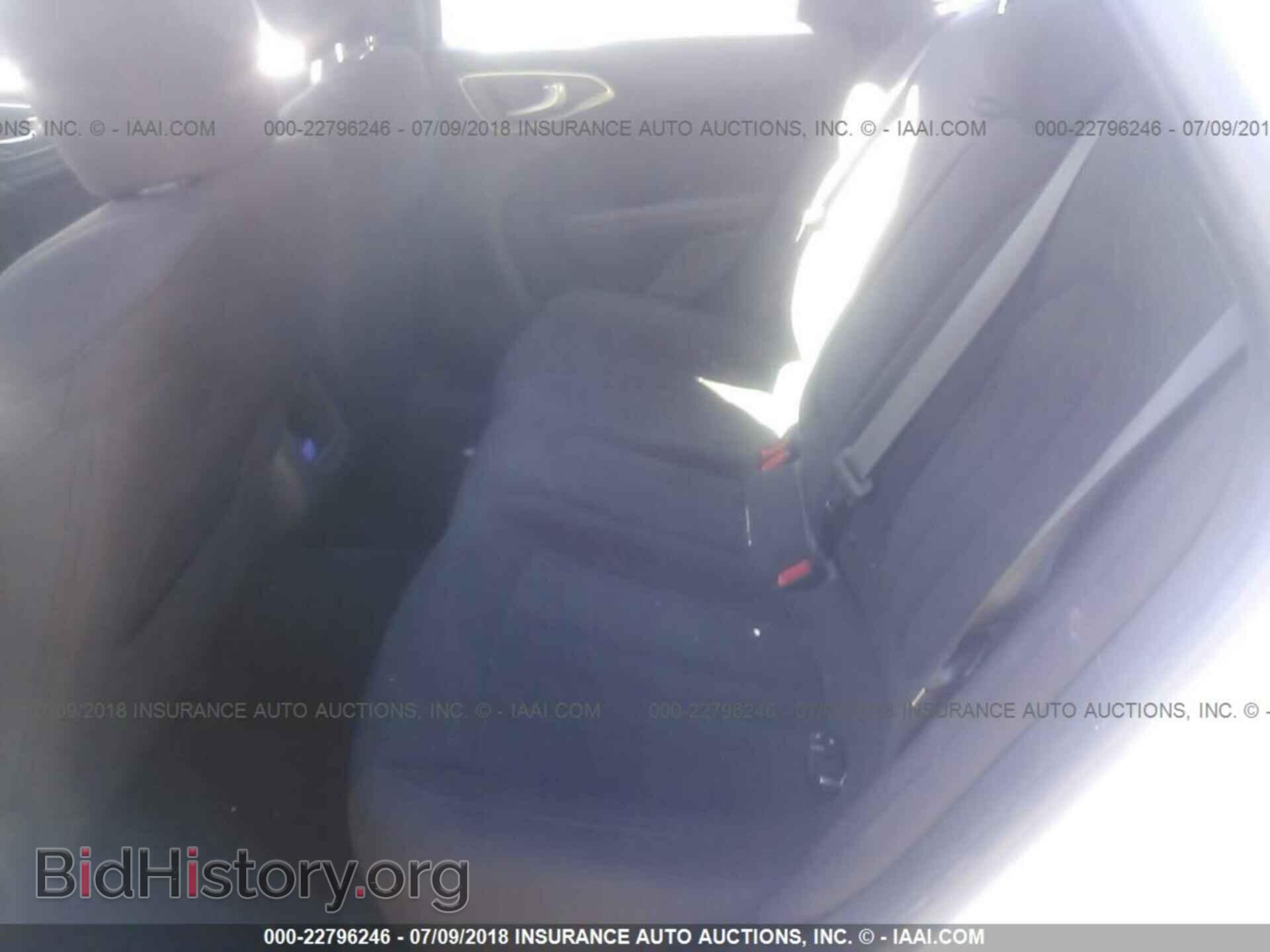 2015 Chrysler 200 - VIN: 1C3CCCAB2FN572077 - Photo 8