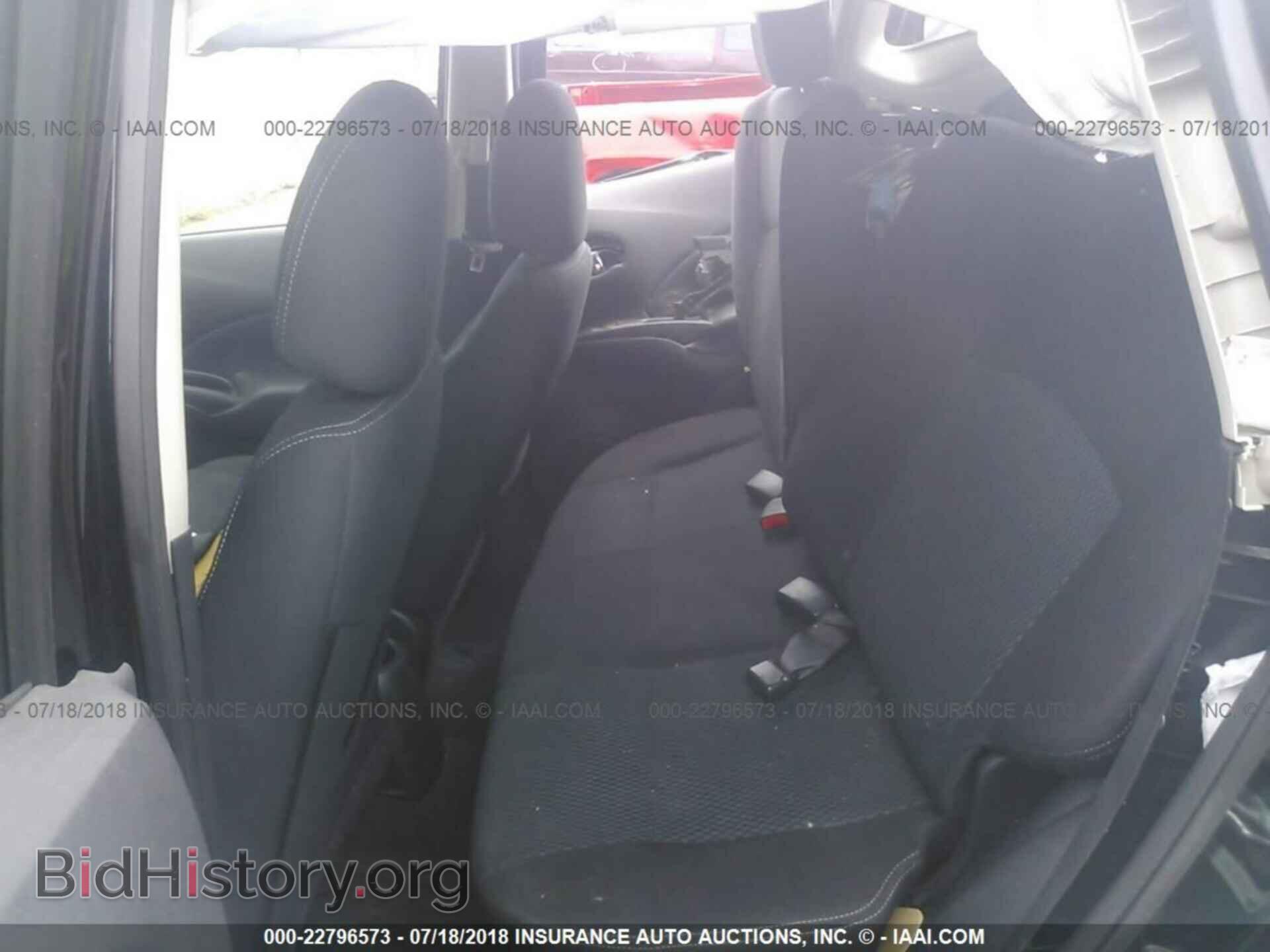 2015 Nissan Versa note - VIN: 3N1CE2CP6FL366918 - Фото 8