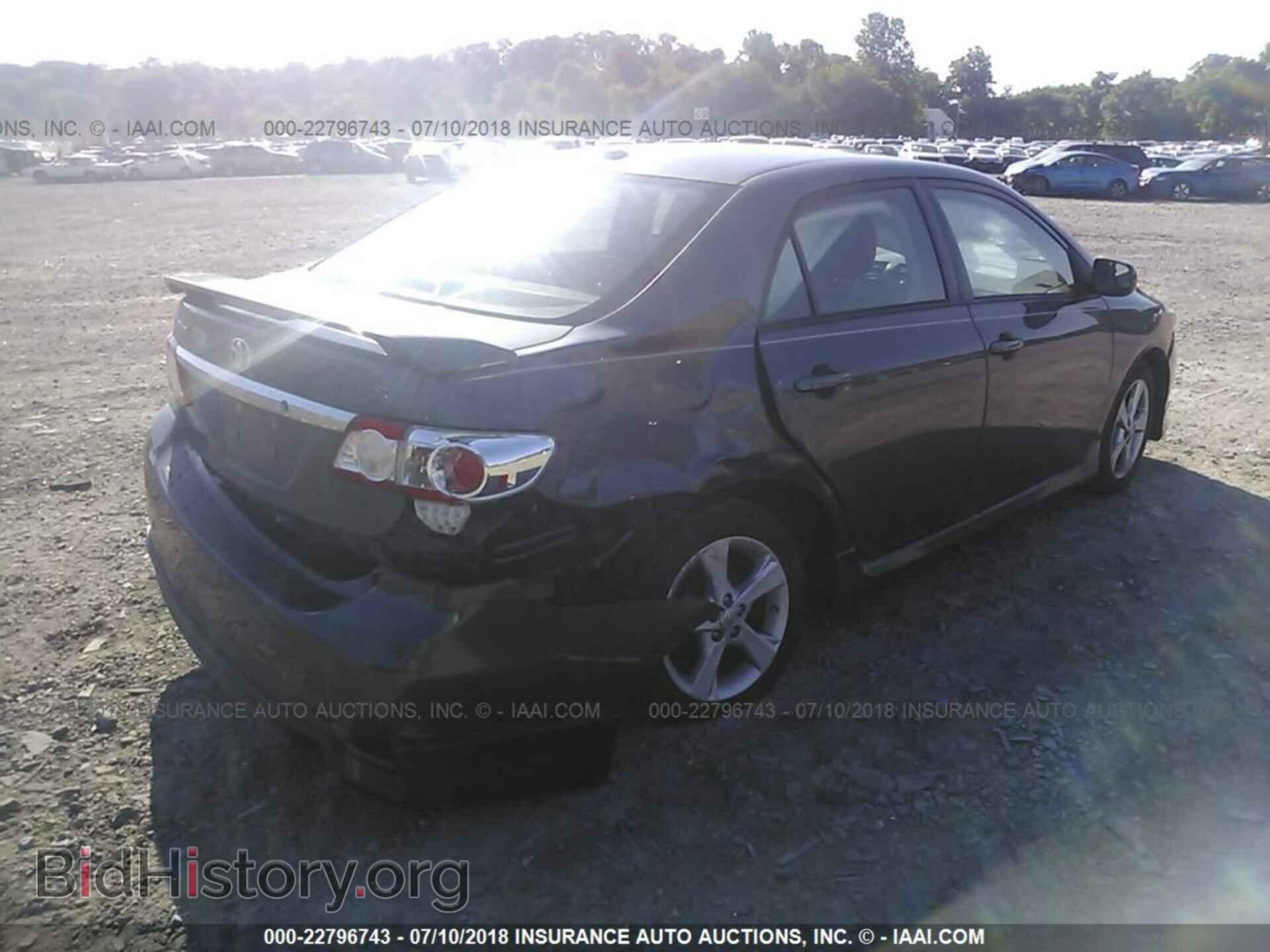 2011 Toyota Corolla - VIN: 2T1BU4EE2BC689881 - Фото 4
