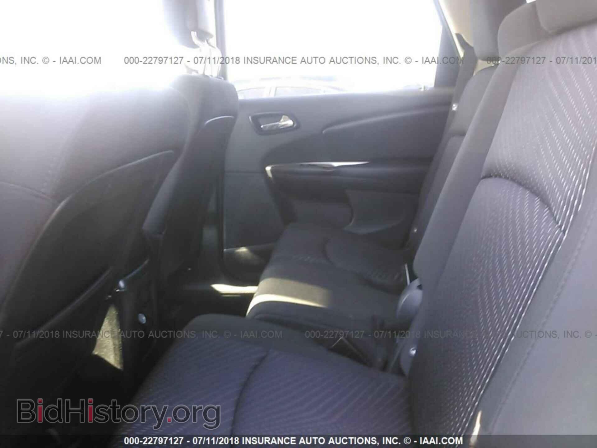 2014 Dodge Journey - VIN: 3C4PDCBG4ET211131 - Фото 8