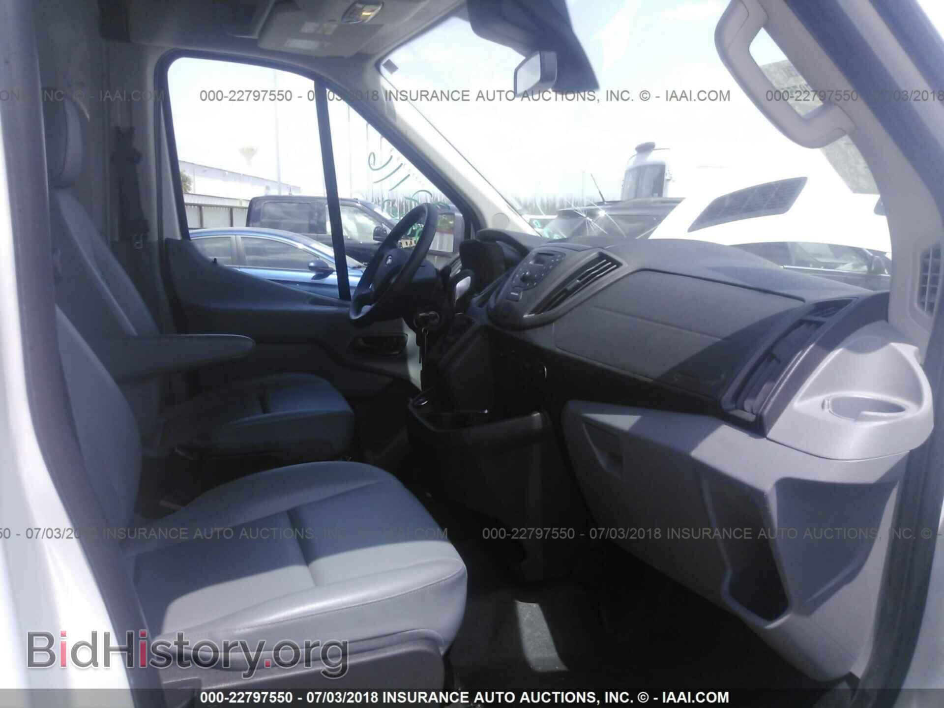 2017 Ford Transit - VIN: 1FTYR1CM5HKB14864 - Photo 5
