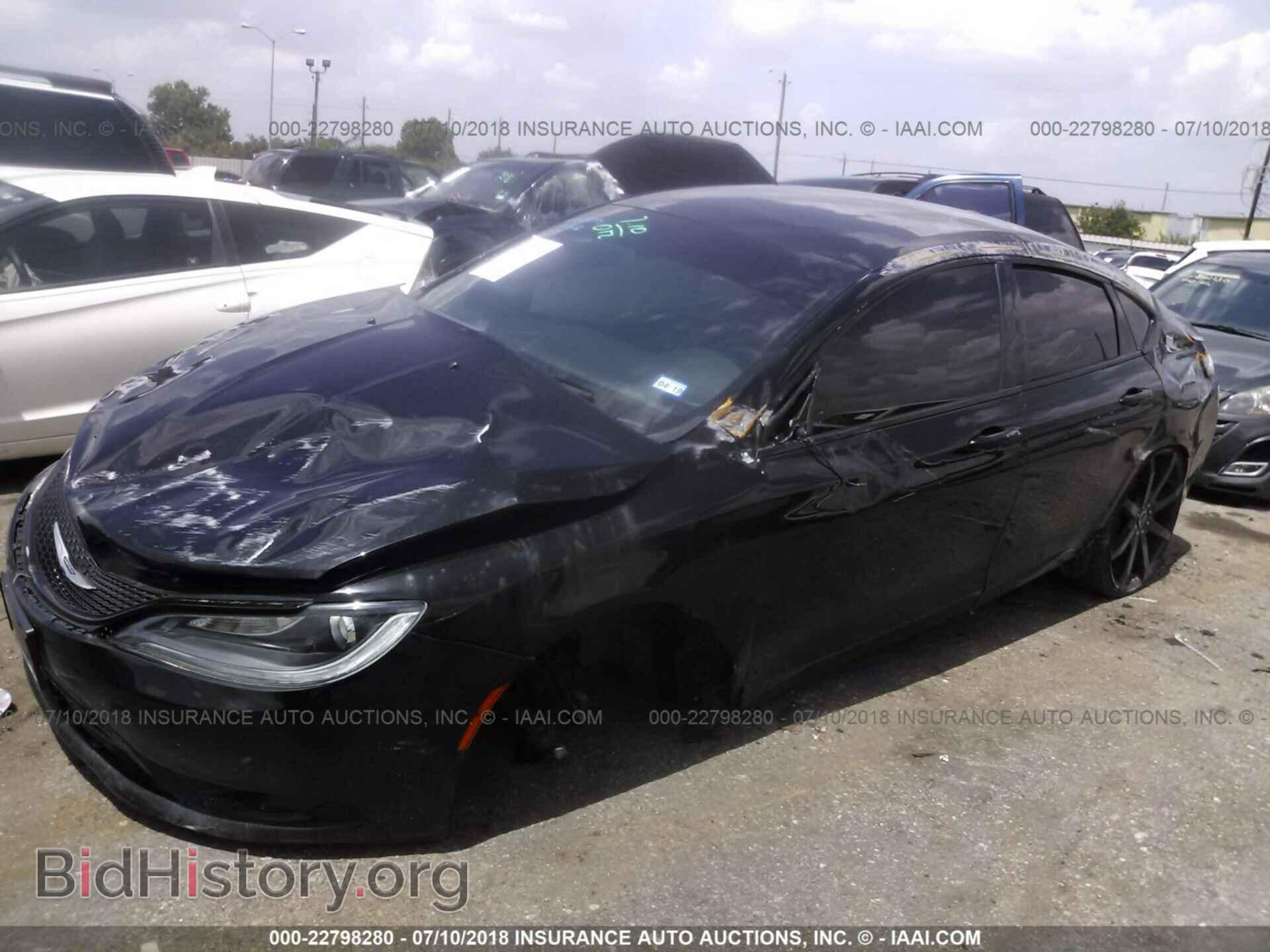 2015 Chrysler 200 - VIN: 1C3CCCBB2FN658181 - Photo 2