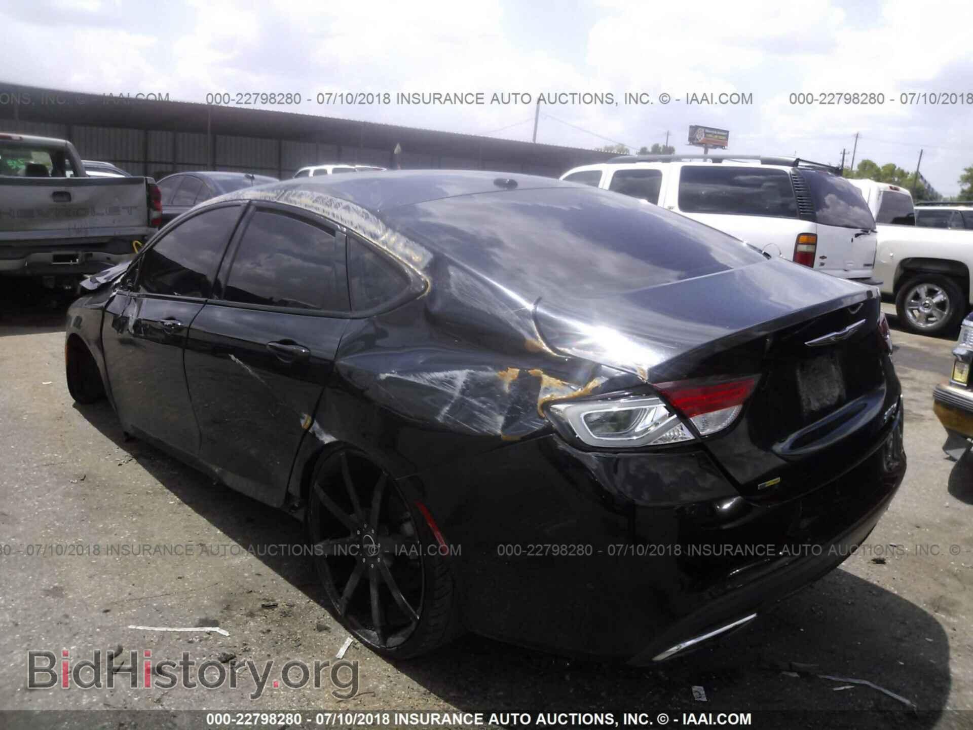 2015 Chrysler 200 - VIN: 1C3CCCBB2FN658181 - Photo 3