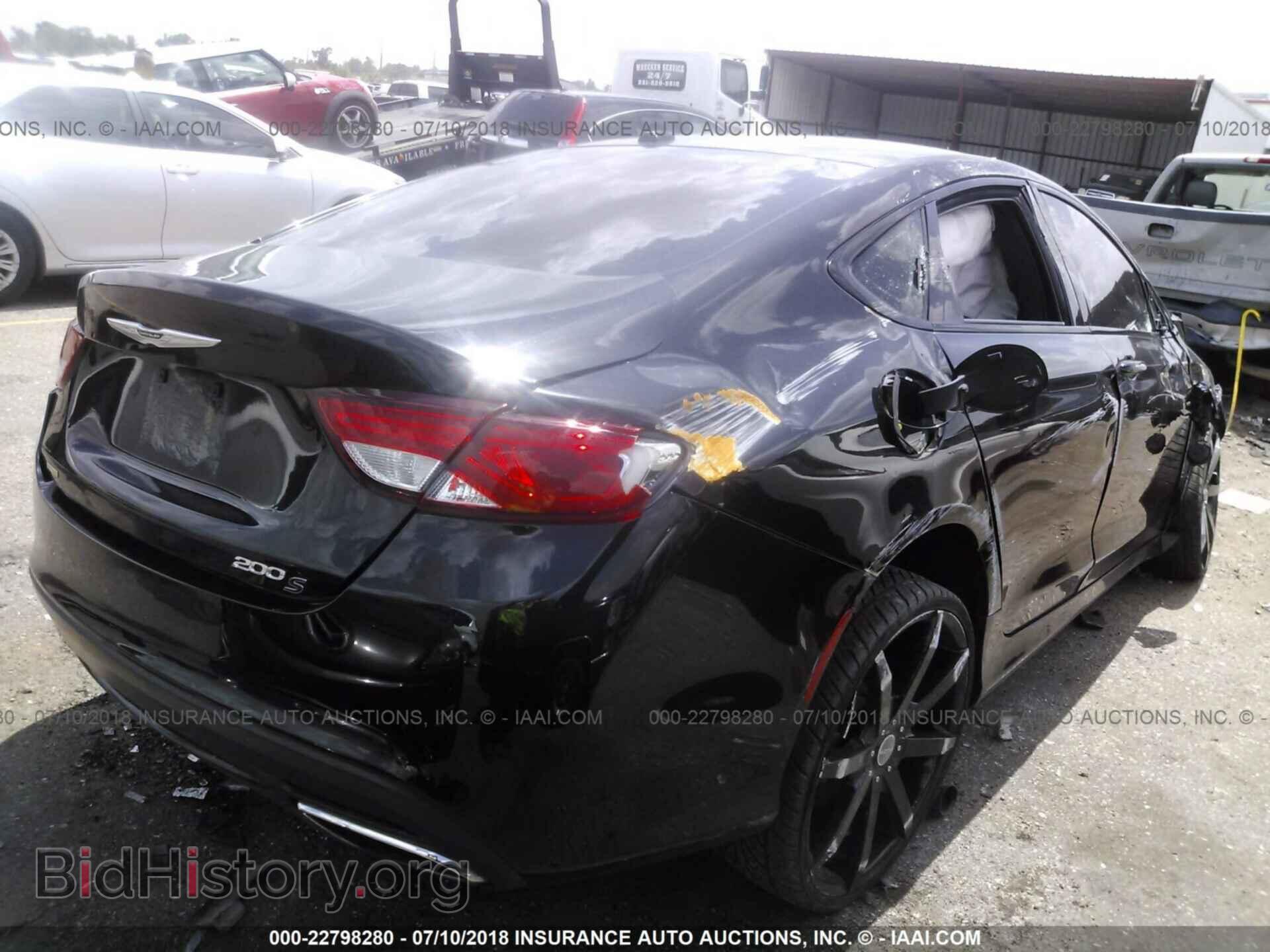 2015 Chrysler 200 - VIN: 1C3CCCBB2FN658181 - Photo 4