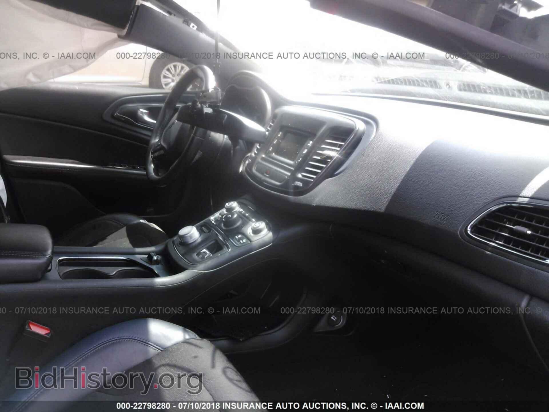 2015 Chrysler 200 - VIN: 1C3CCCBB2FN658181 - Photo 5