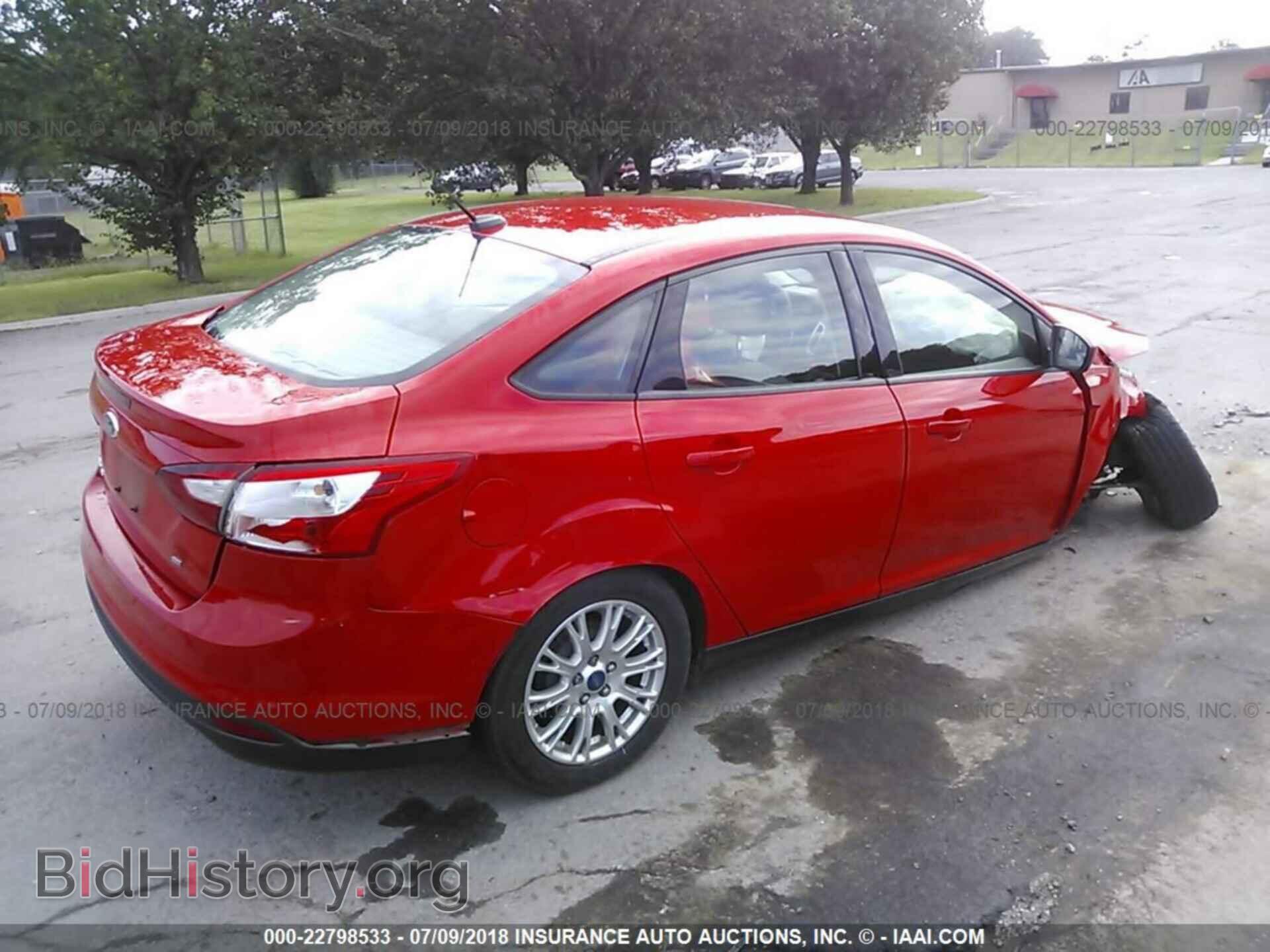 2012 Ford Focus - VIN: 1FAHP3F26CL115378 - Photo 4
