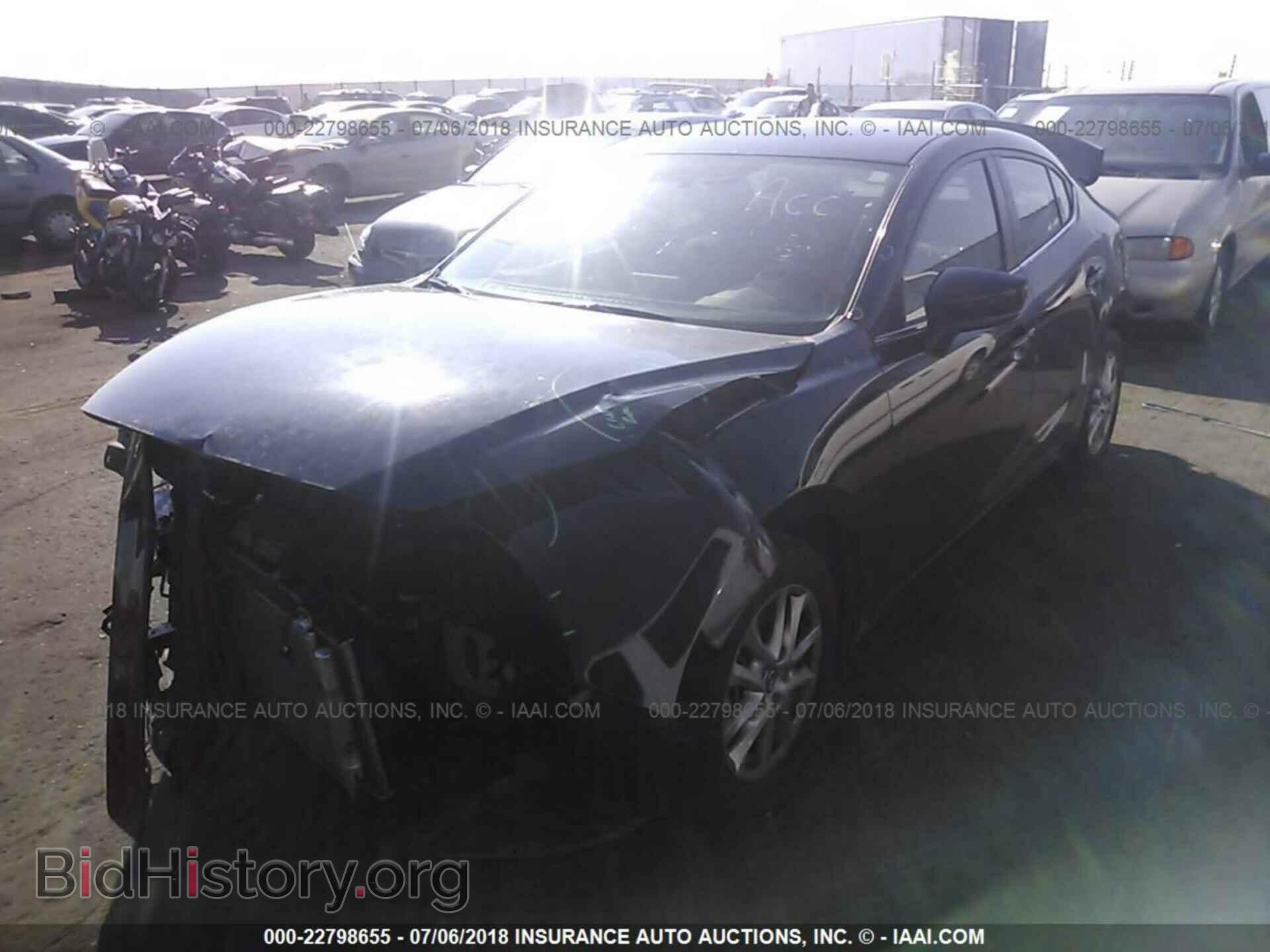 2017 Mazda 3 - VIN: 3MZBN1U79HM126922 - Фото 2