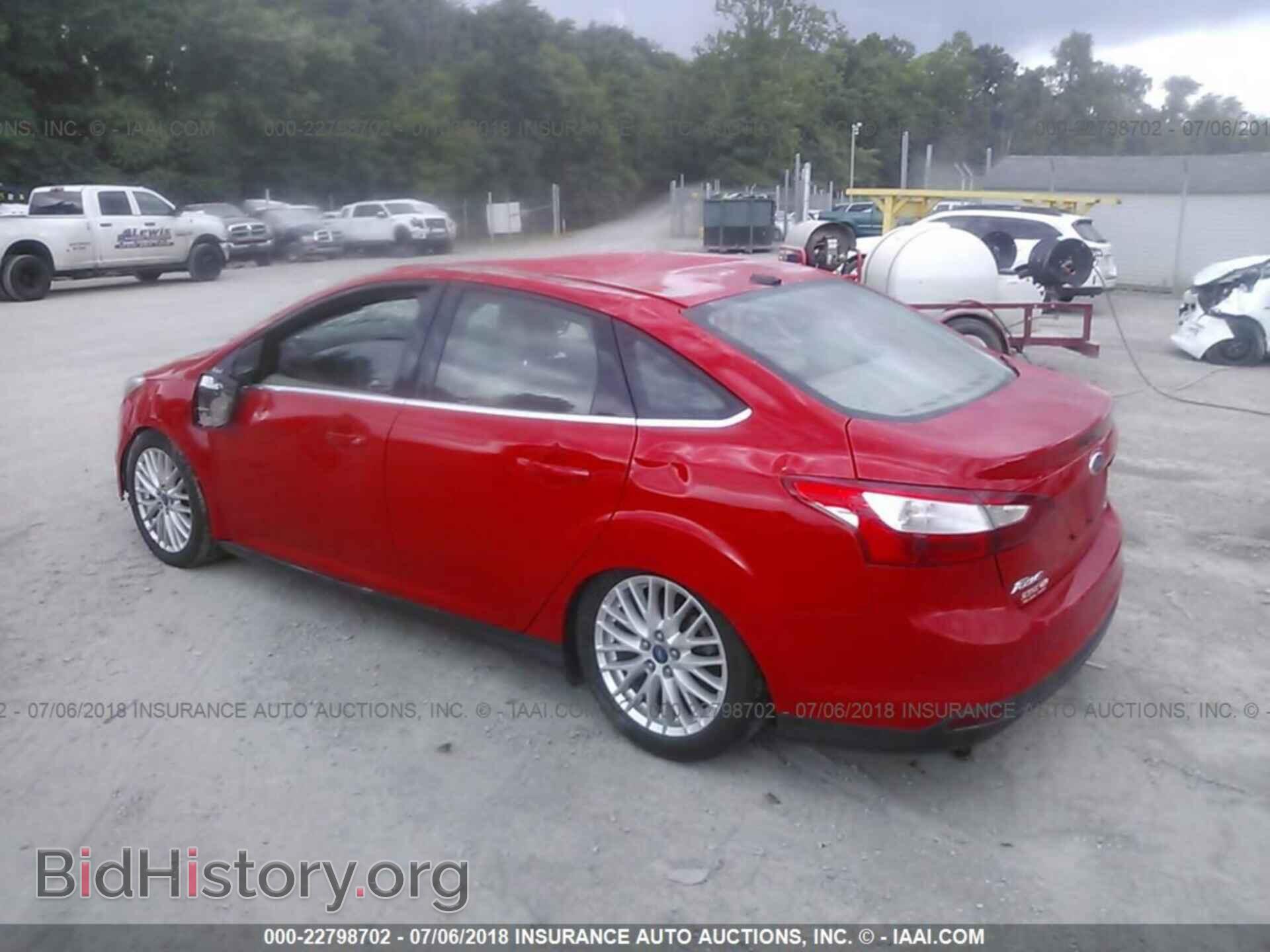2012 Ford Focus - VIN: 1FAHP3H22CL292894 - Фото 3
