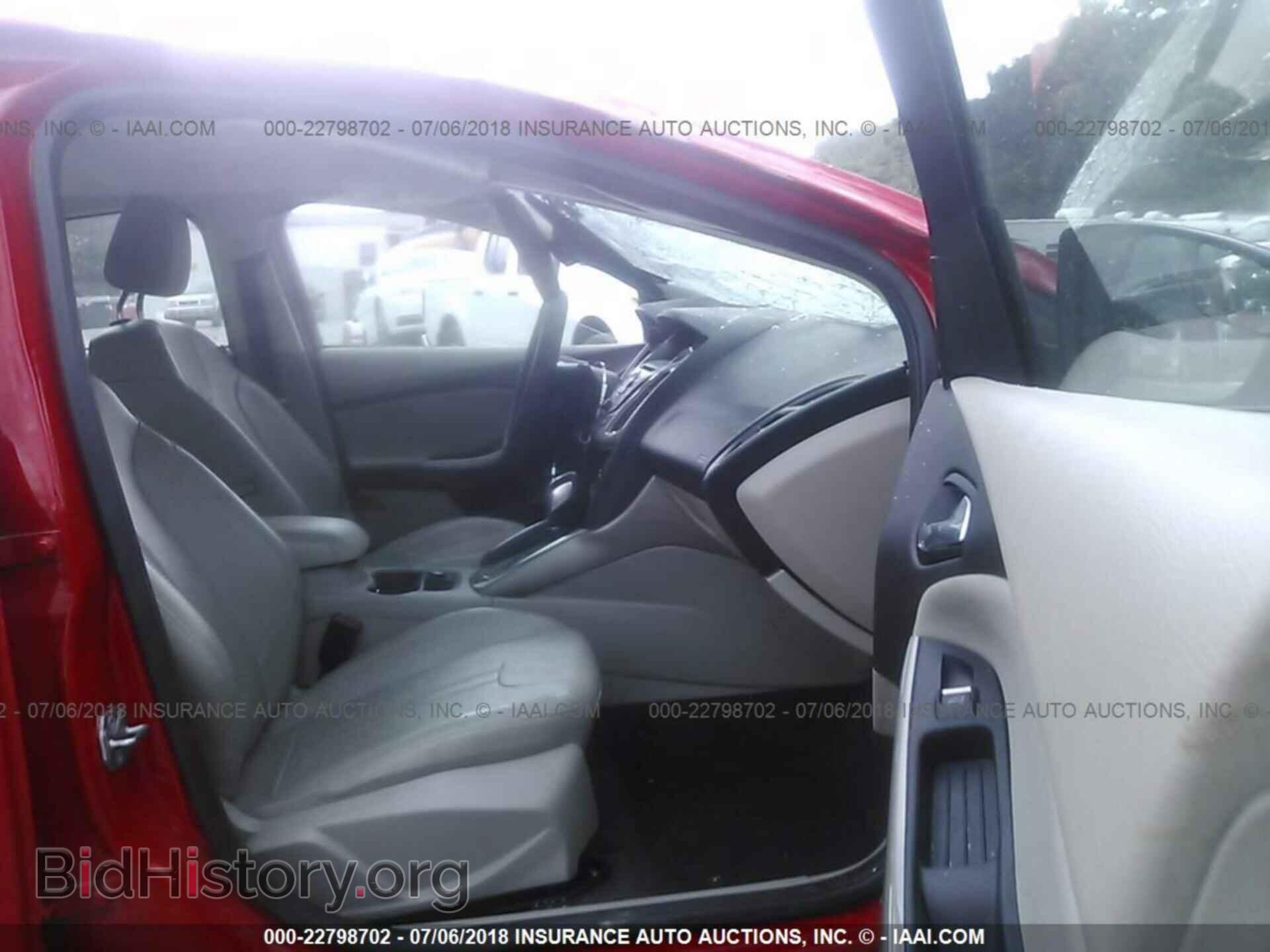 2012 Ford Focus - VIN: 1FAHP3H22CL292894 - Фото 5