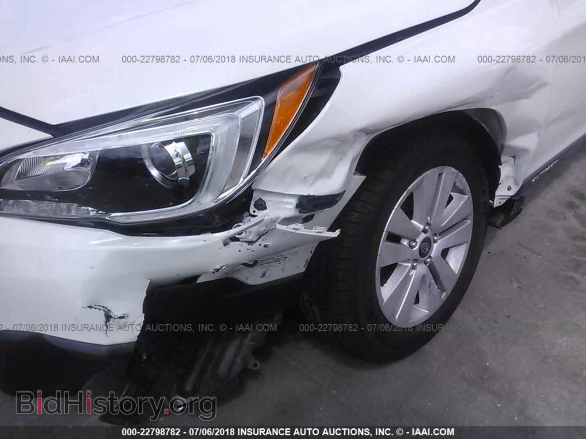 2016 Subaru Outback - VIN: 4S4BSAFC3G3241551 - Photo 6
