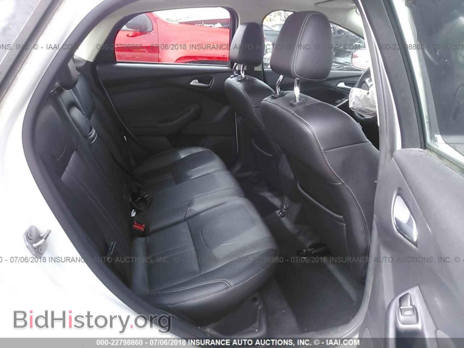 2012 Ford Focus - VIN: 1FAHP3H26CL367953 - Photo 8