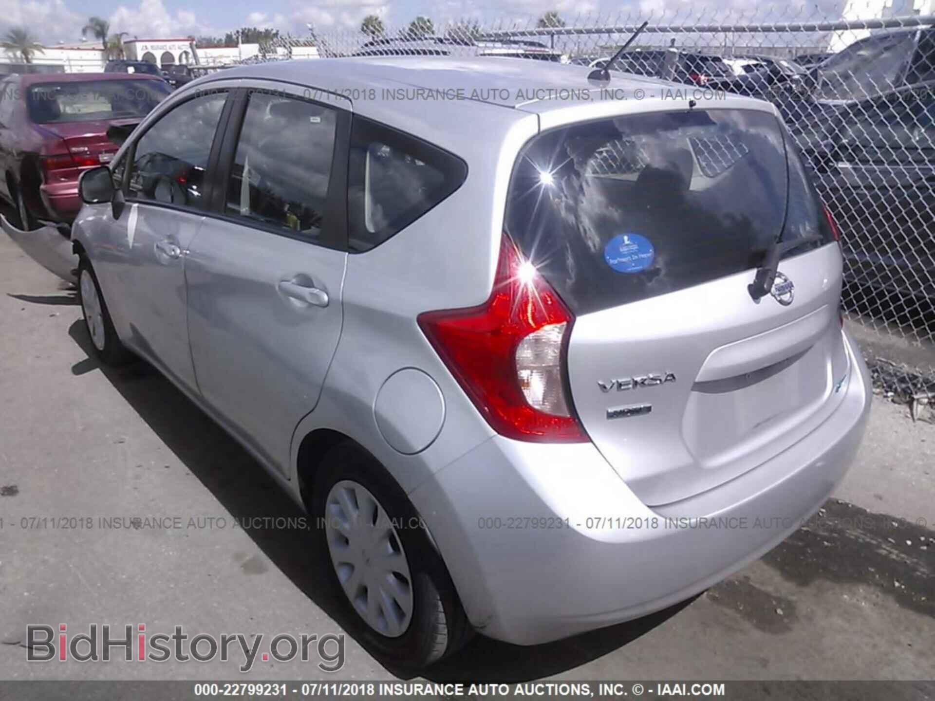 2014 Nissan Versa note - VIN: 3N1CE2CP2EL411402 - Фото 3