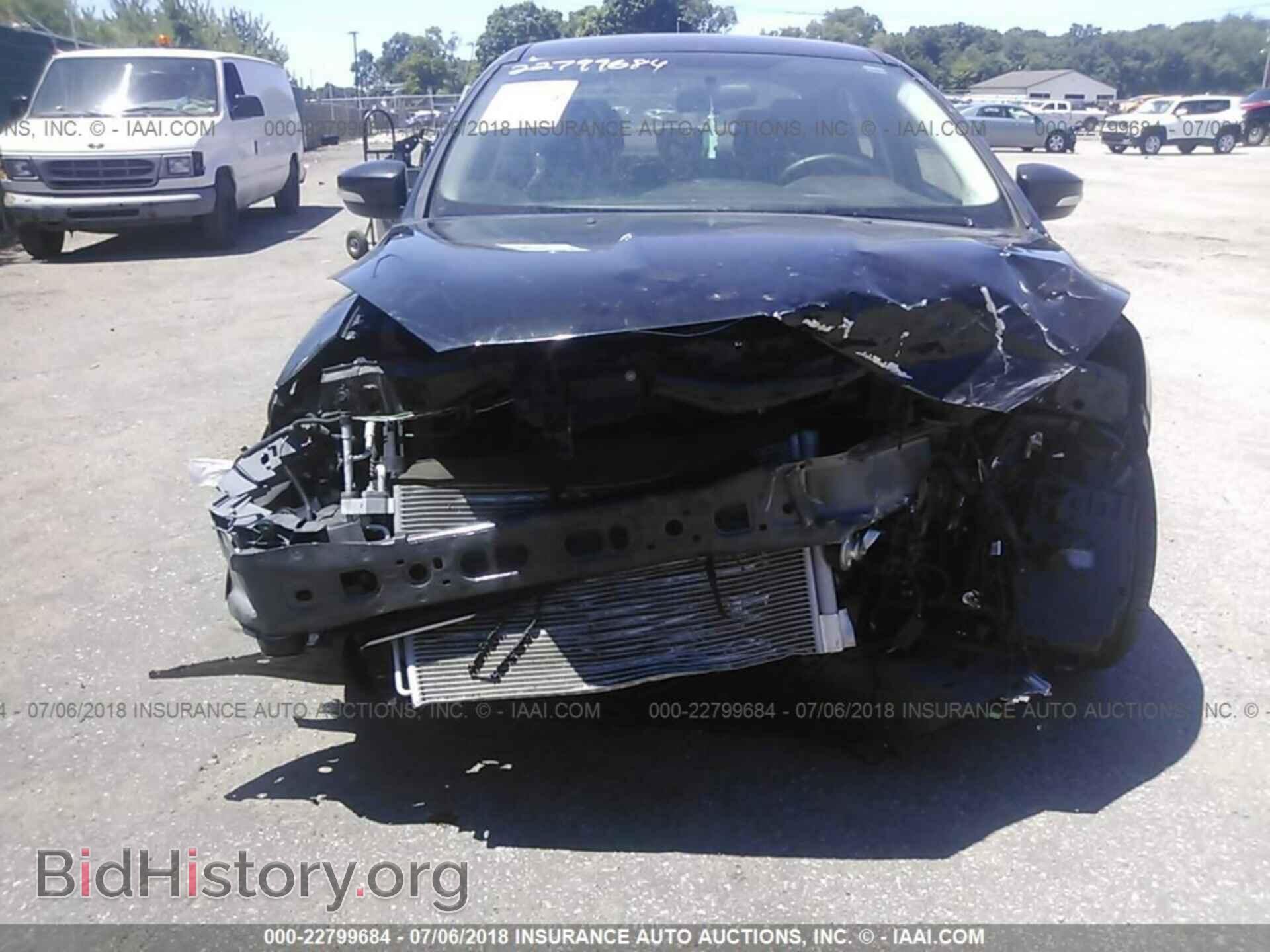 2015 Ford Focus - VIN: 1FADP3F27FL323272 - Photo 6