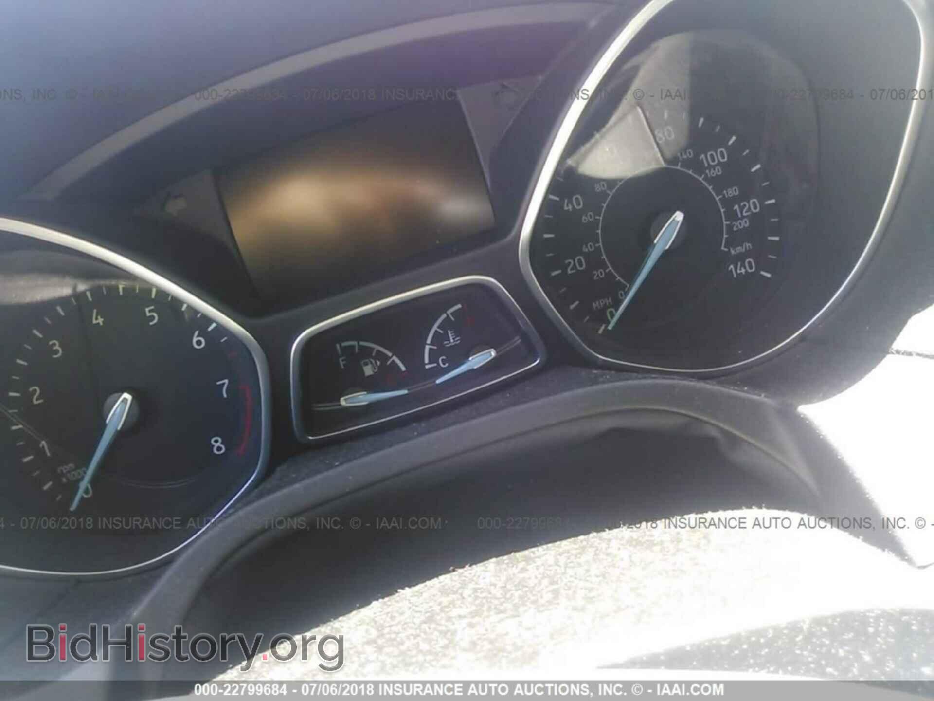 2015 Ford Focus - VIN: 1FADP3F27FL323272 - Photo 7