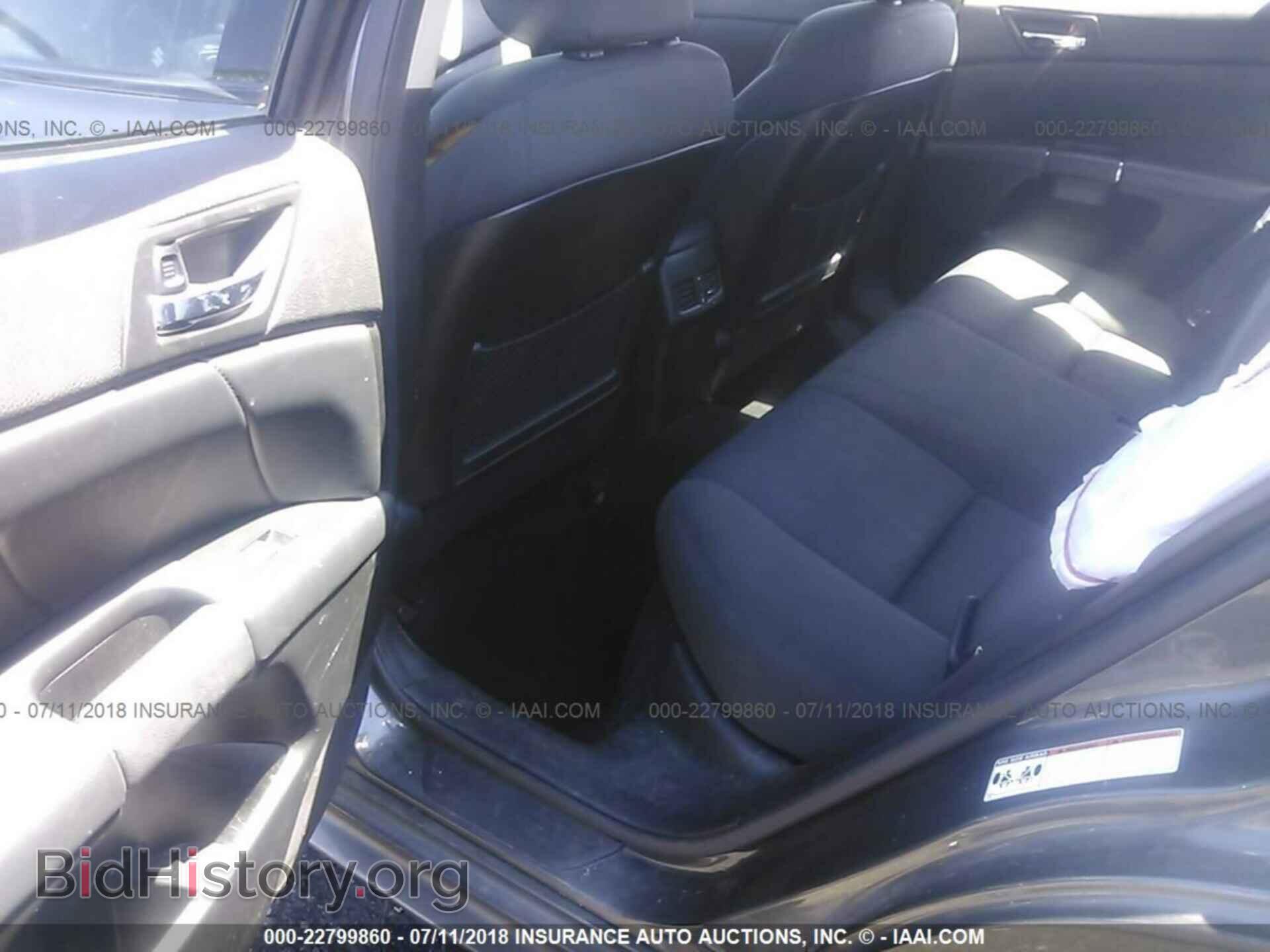 2011 Suzuki Kizashi - VIN: JS2RF9A69B6110208 - Фото 8