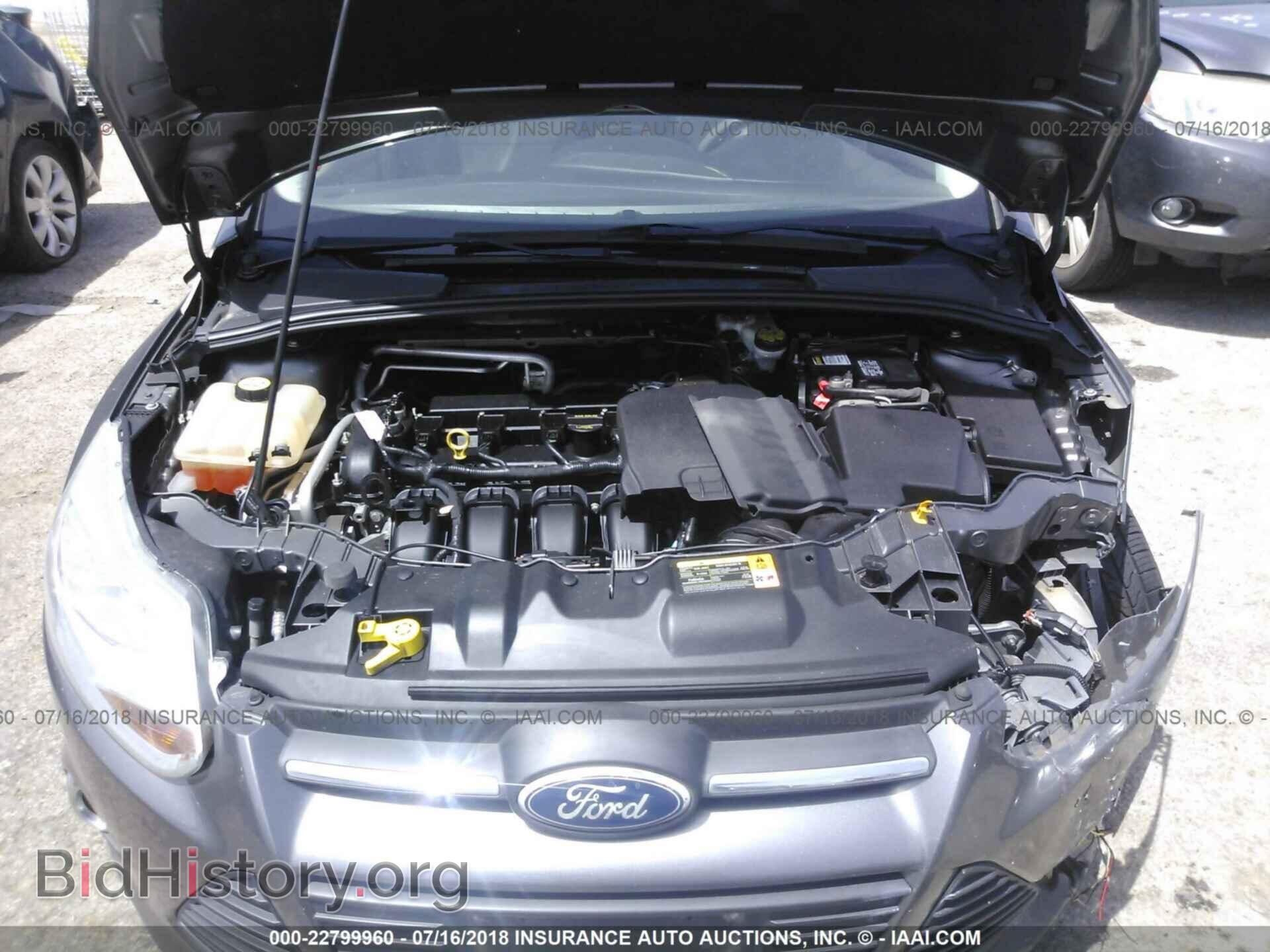2012 Ford Focus - VIN: 1FAHP3K23CL104828 - Photo 10