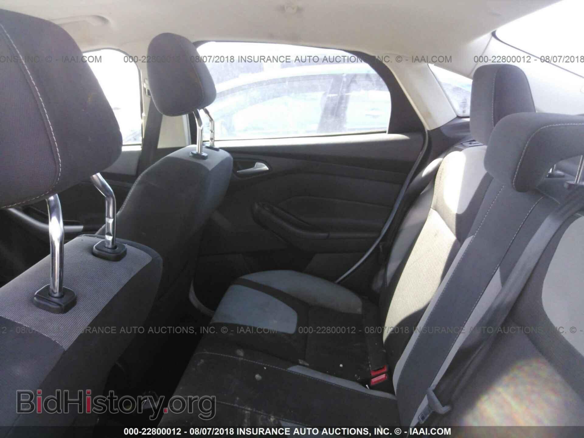 2012 Ford Focus - VIN: 1FAHP3F2XCL292922 - Photo 8