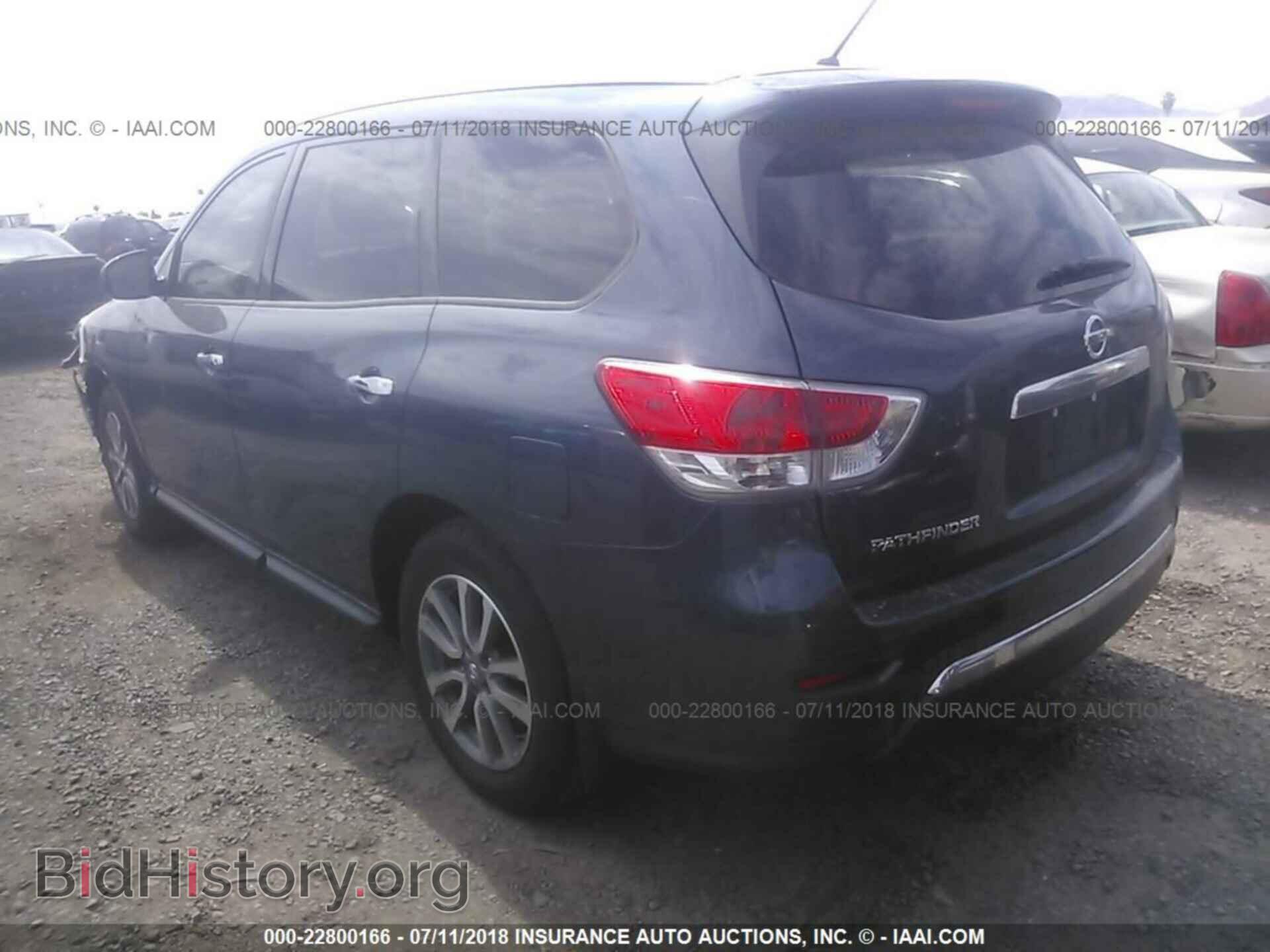 2014 Nissan Pathfinder - VIN: 5N1AR2MN0EC615421 - Photo 3