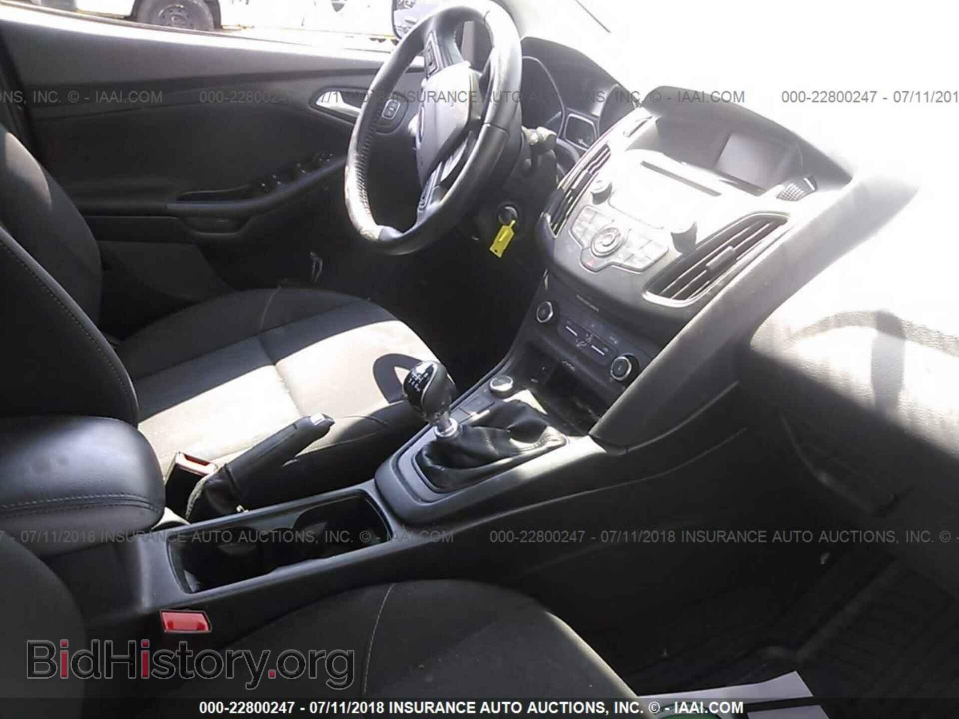 2015 Ford Focus - VIN: 1FADP3FE9FL346174 - Photo 5