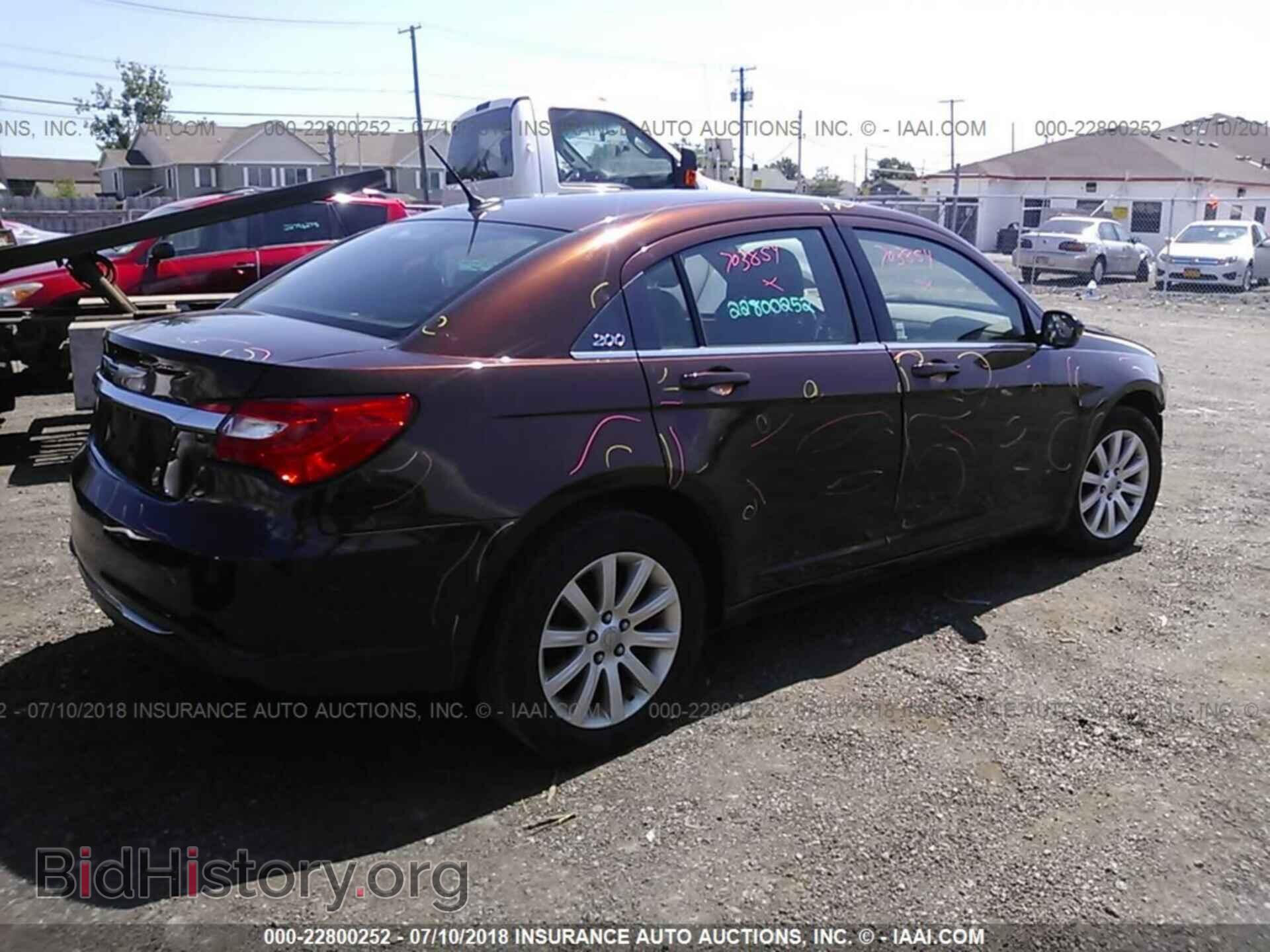 2012 Chrysler 200 - VIN: 1C3CCBBB5CN169389 - Фото 4
