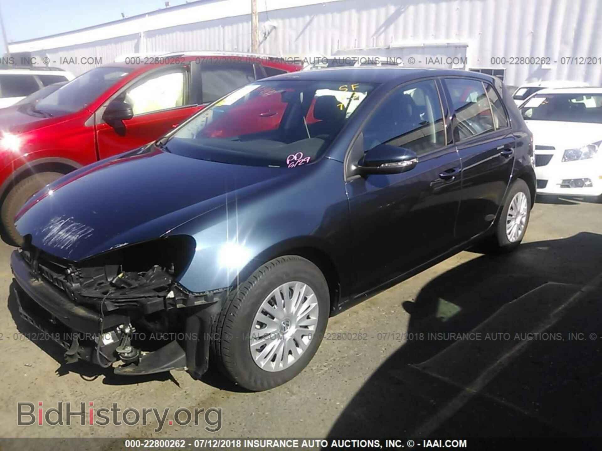 2014 Volkswagen Golf - VIN: WVWDB7AJ7EW003297 - Фото 2
