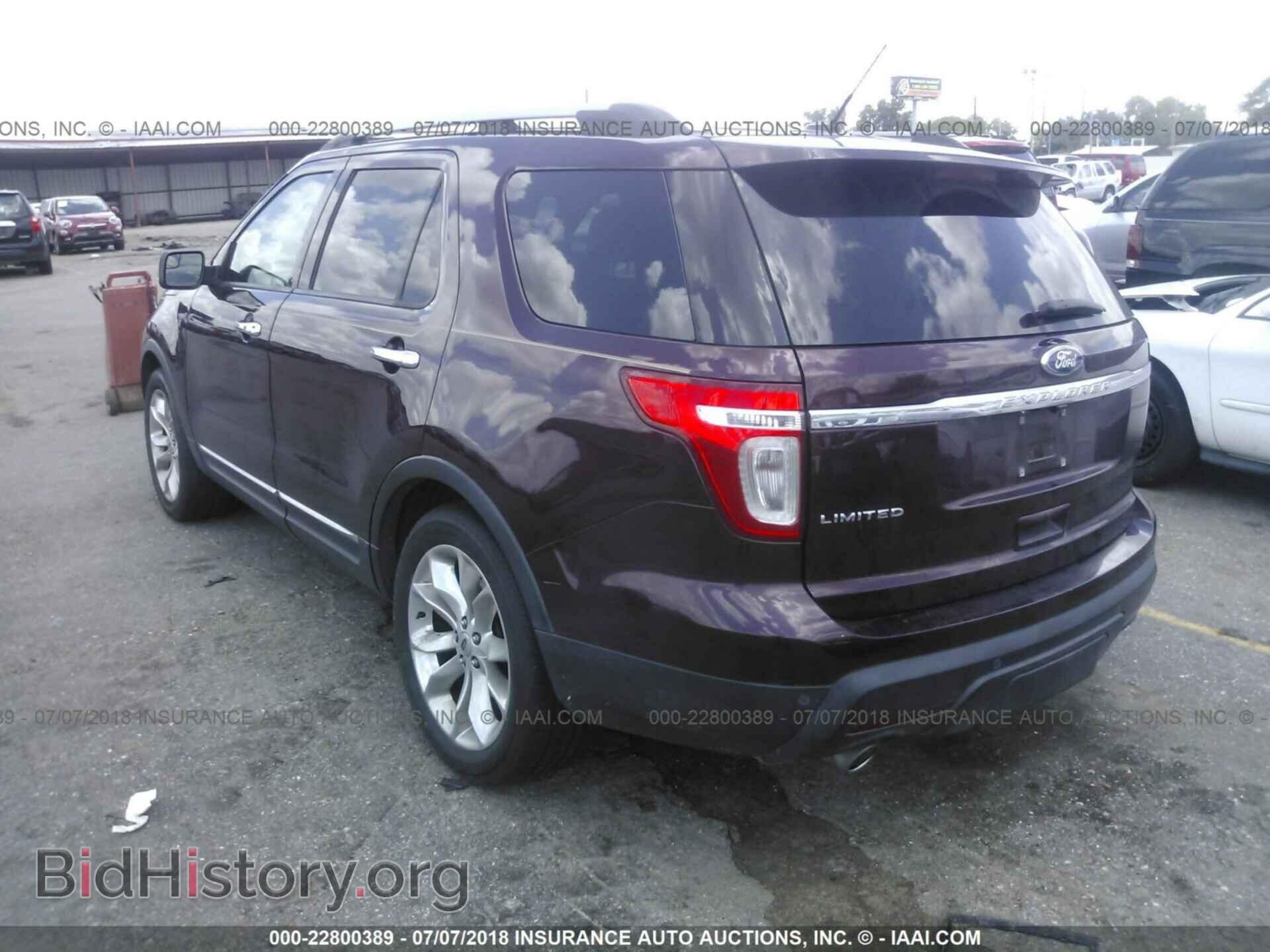 2011 Ford Explorer - VIN: 1FMHK7F8XBGA15226 - Фото 3