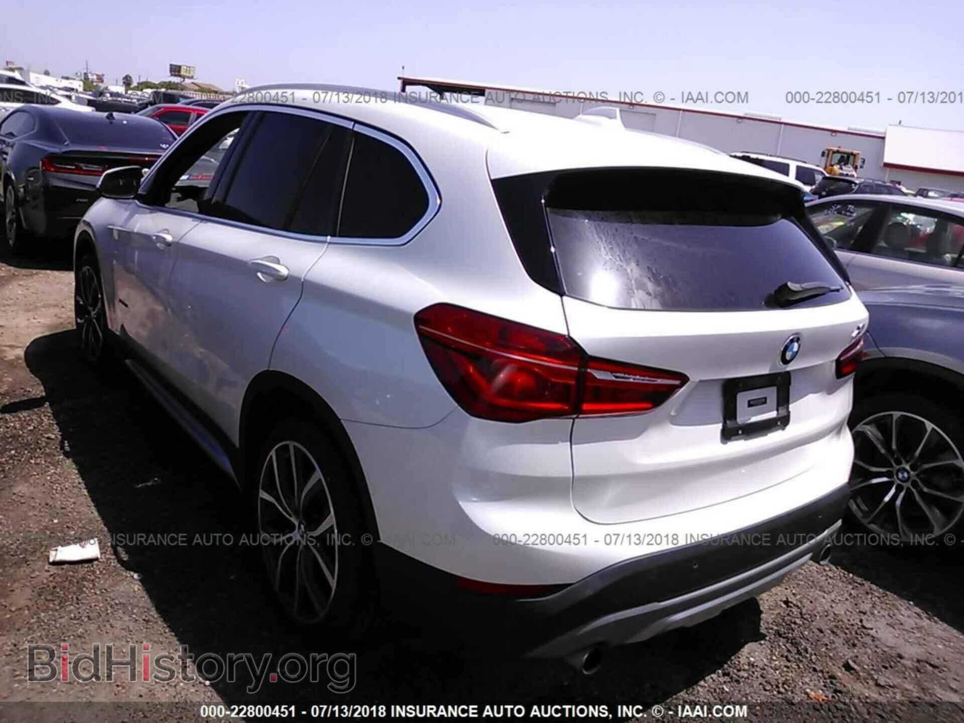 2016 Bmw X1 - VIN: WBXHT3C33GP888068 - Фото 3
