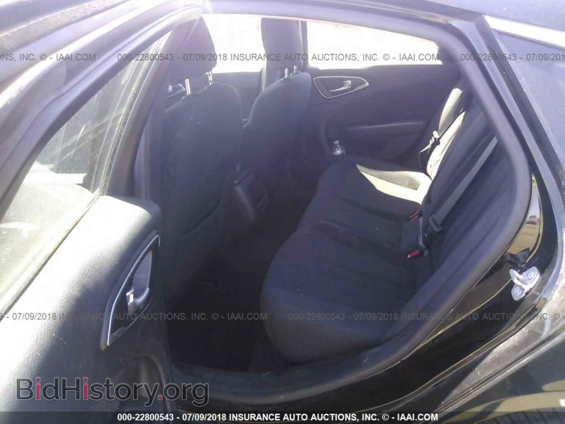2015 Chrysler 200 - VIN: 1C3CCCAB3FN622940 - Photo 8