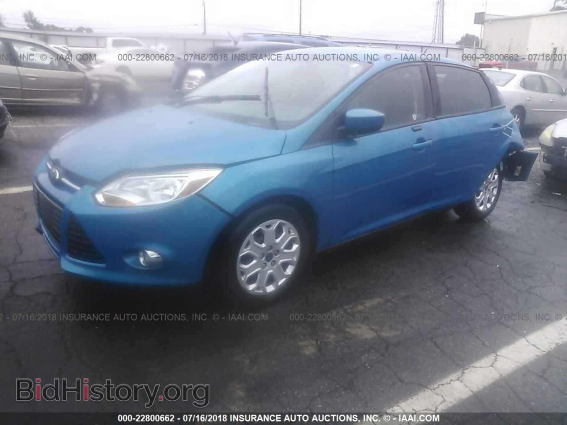 2012 Ford Focus - VIN: 1FAHP3K28CL101570 - Photo 2
