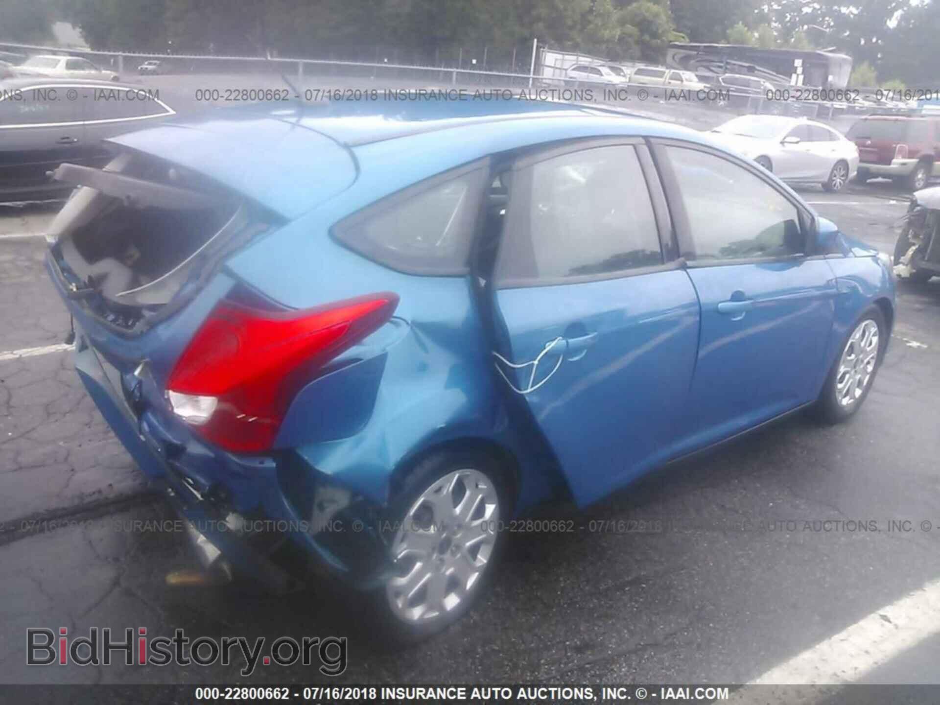 2012 Ford Focus - VIN: 1FAHP3K28CL101570 - Photo 4