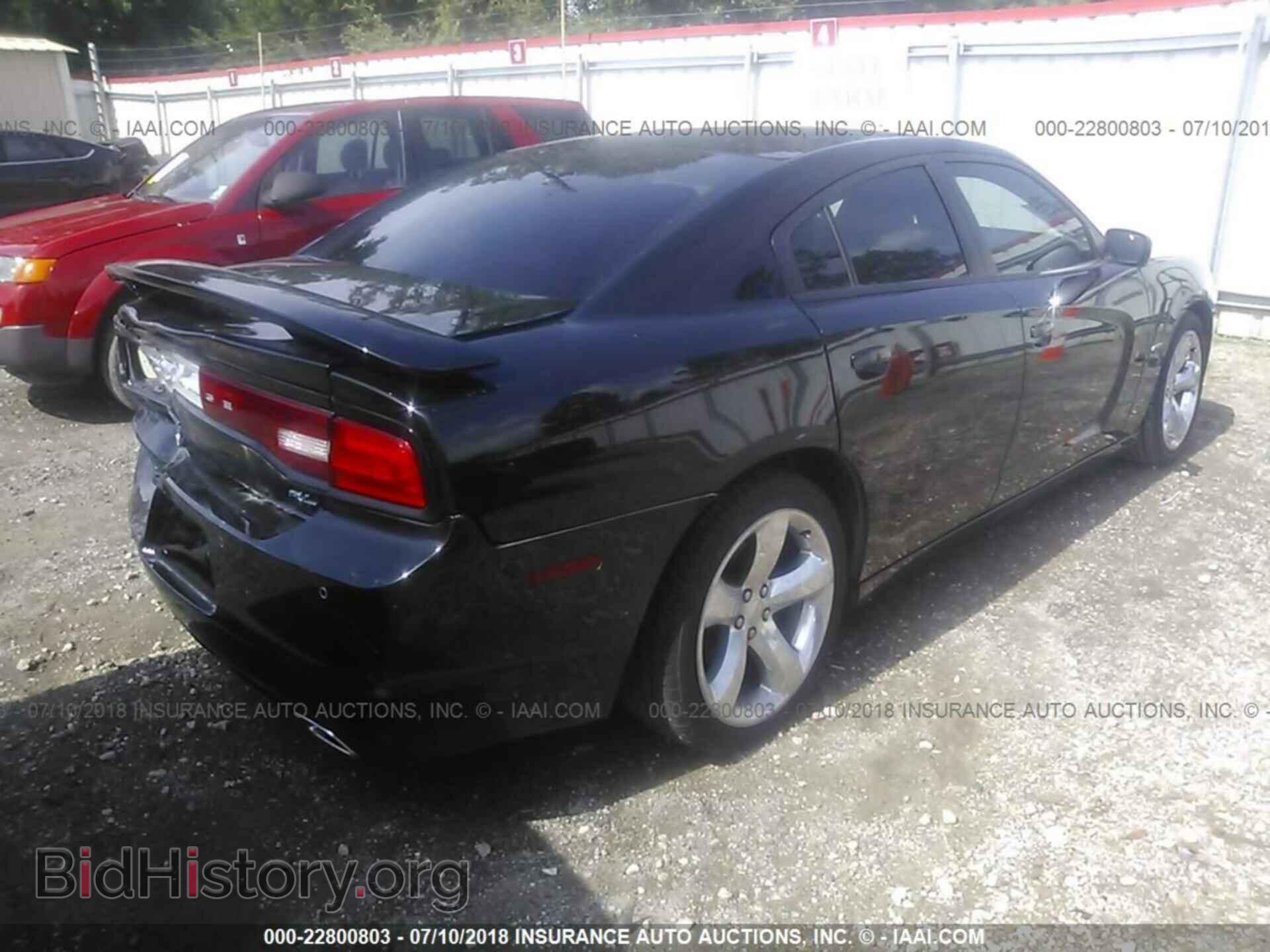 2013 Dodge Charger - VIN: 2C3CDXCT9DH682429 - Photo 4