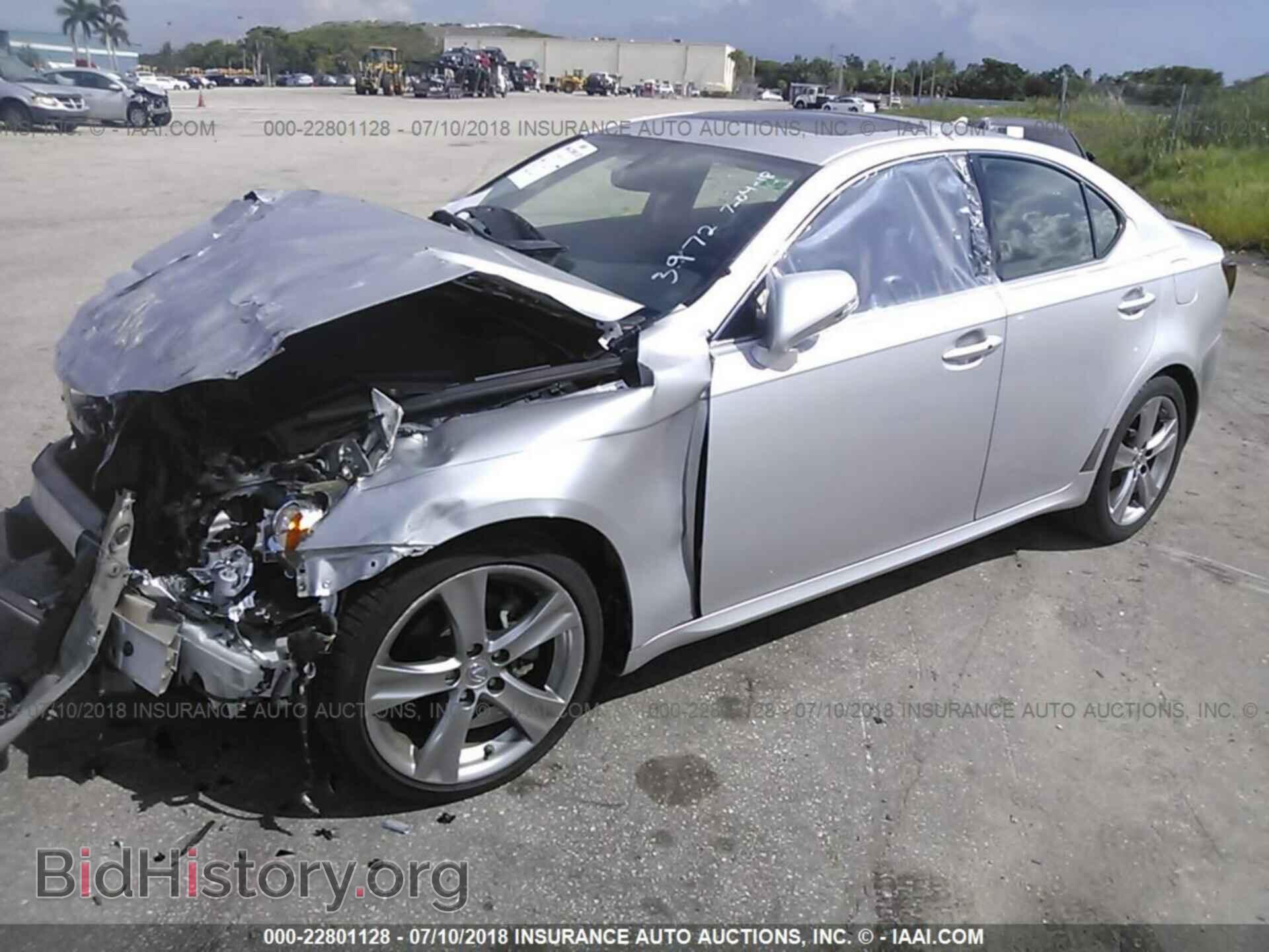 2011 Lexus Is - VIN: JTHBF5C24B5153972 - Photo 2
