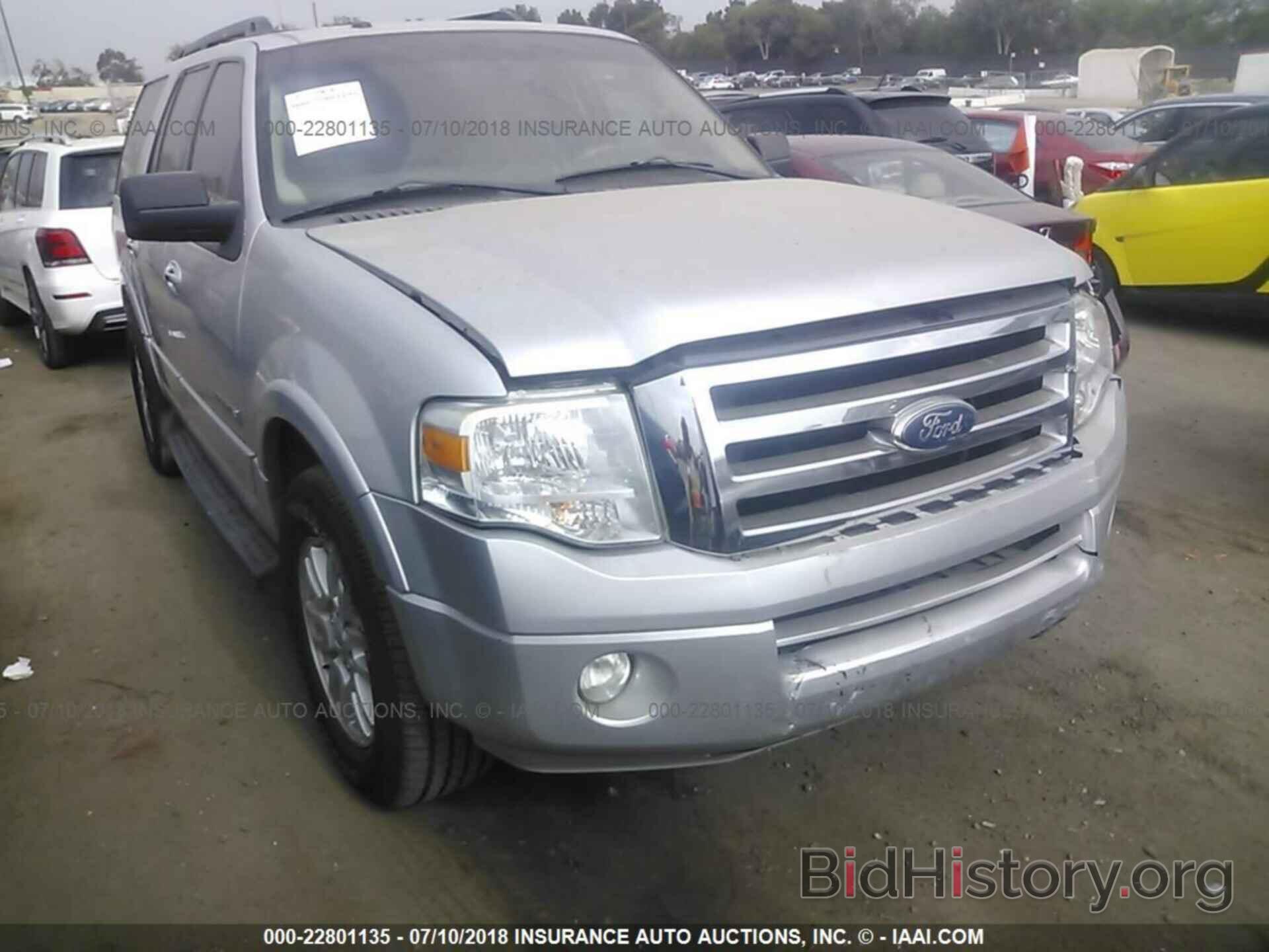 Photo 1FMJU1H56BEF26178 - Ford Expedition 2011