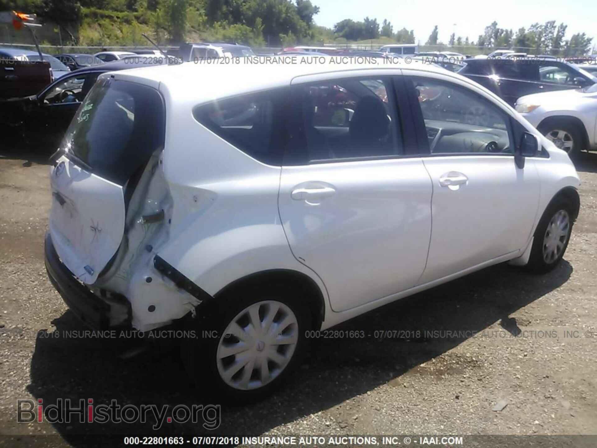 2014 Nissan Versa note - VIN: 3N1CE2CP4EL371579 - Photo 4