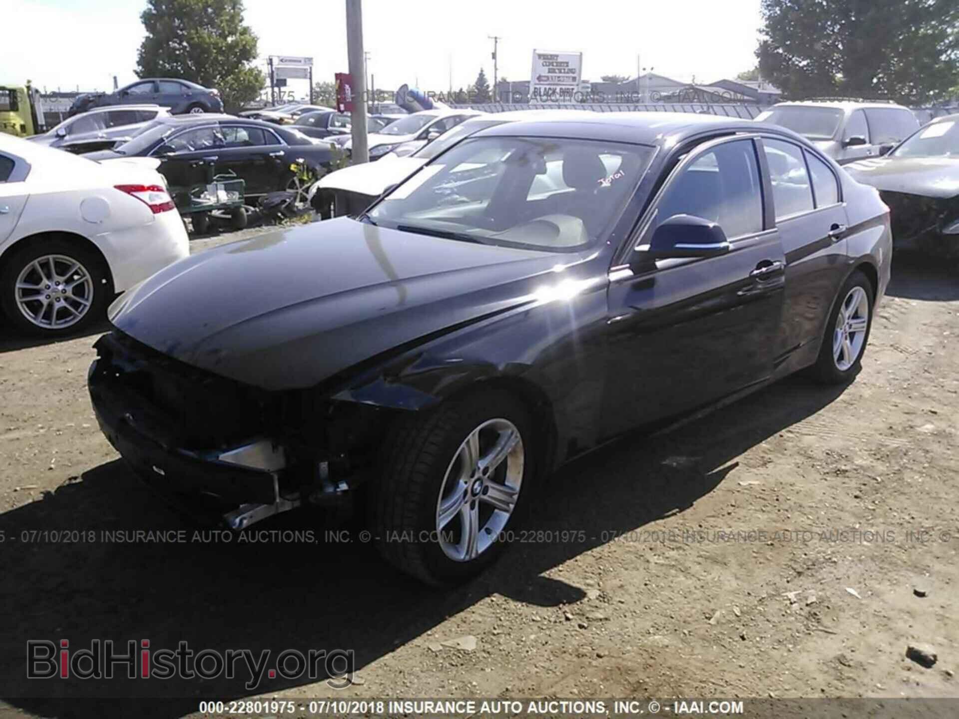 2015 BMW 320 - VIN: WBA3C3G52FNS73828 - Photo 2